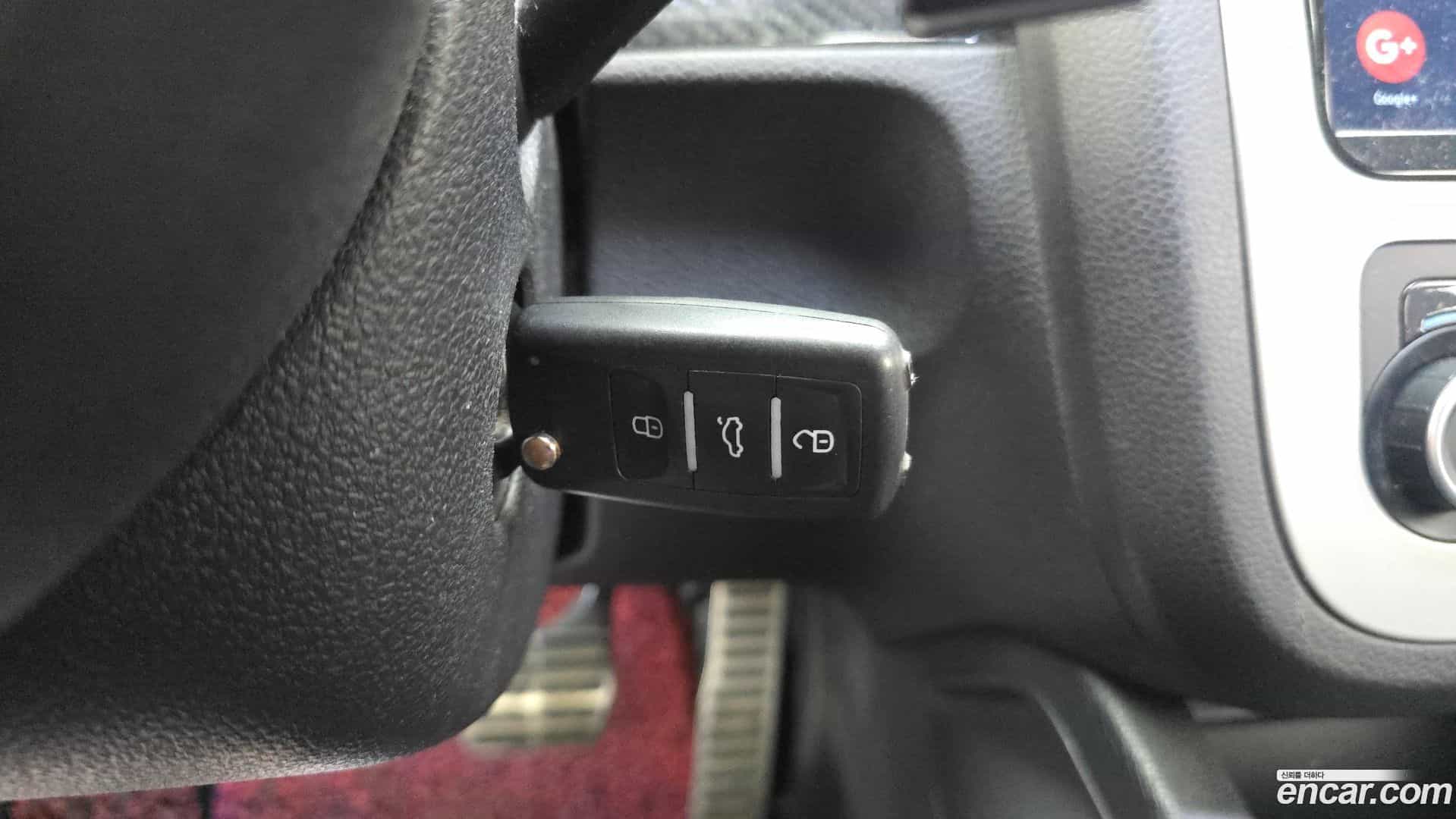 Scirocco Volkswagen 2012.5-OPTION-022