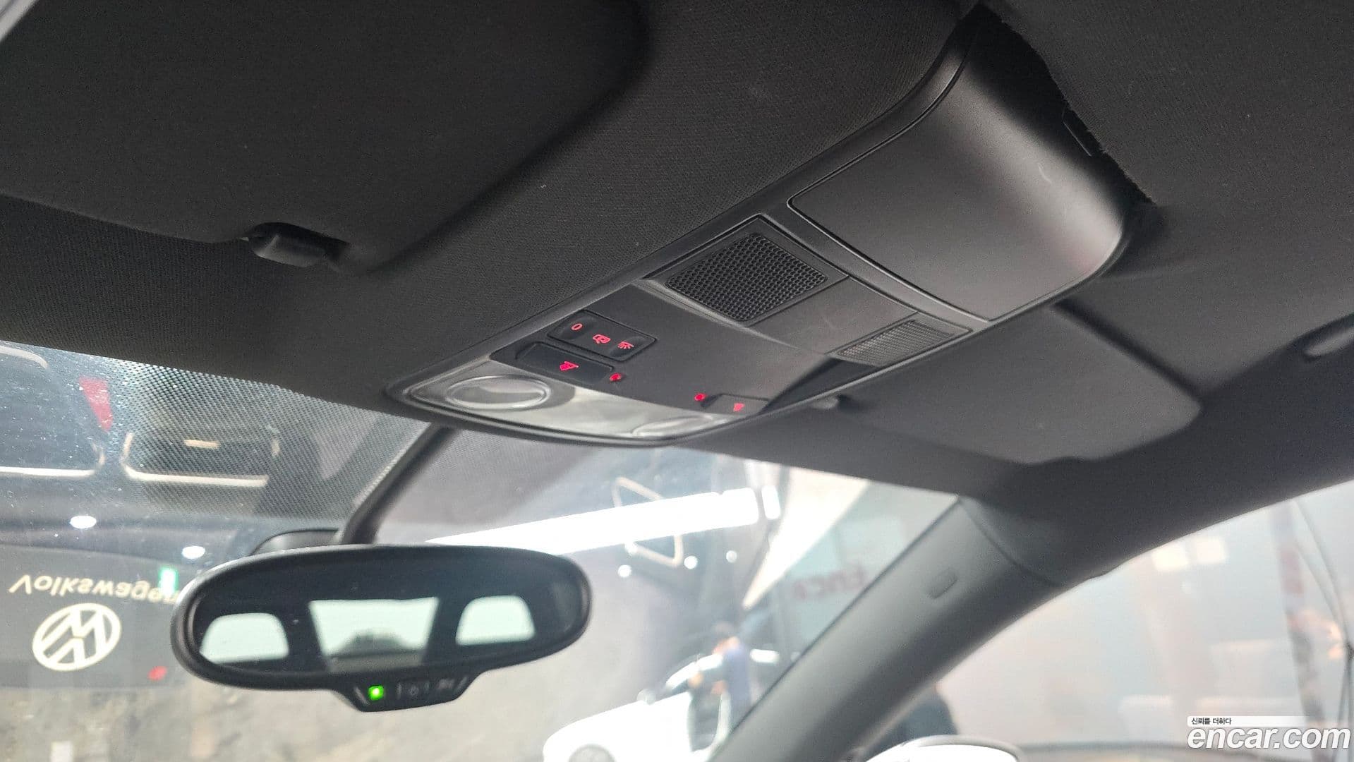 Main__Slider__Photo:Scirocco Volkswagen 2012.5-18