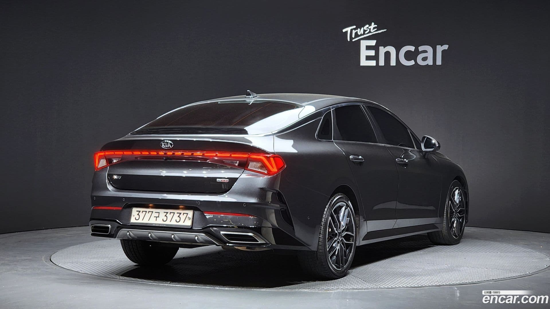 Main__Slider__Photo:K5 Kia 2020.5-1