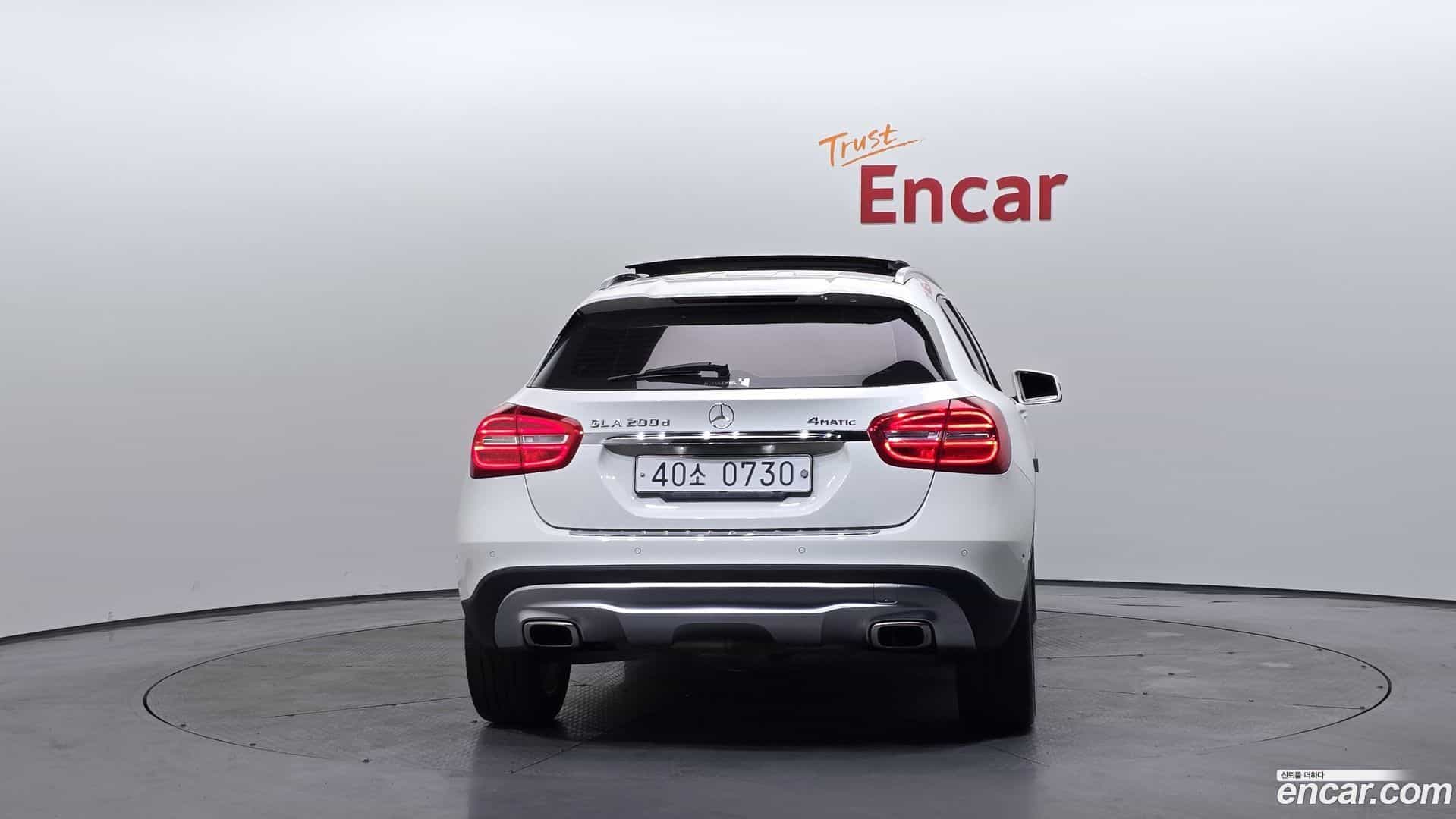 GLA-Class Mercedes-Benz 2016.4-OUTER-004