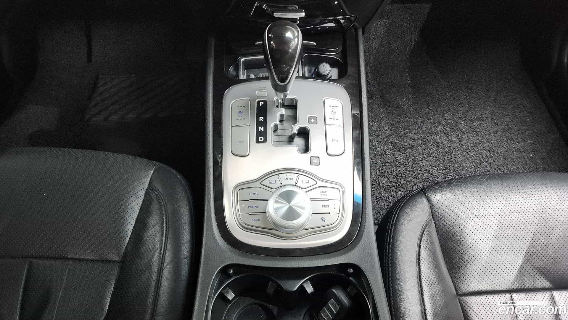 Genesis Hyundai 2013.4-INNER-009