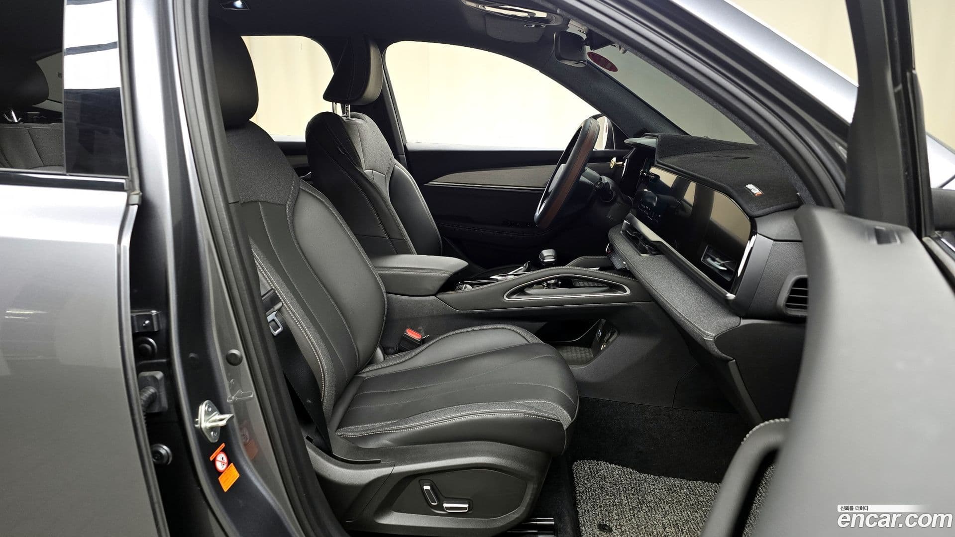 Main__Slider__Photo:Grand Koleos Renault Korea 2025.0-9