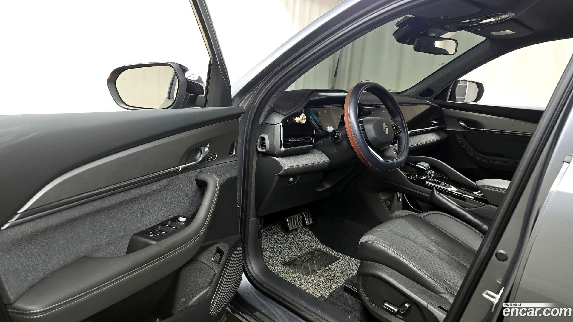 Main__Slider__Photo:Grand Koleos Renault Korea 2025.0-10