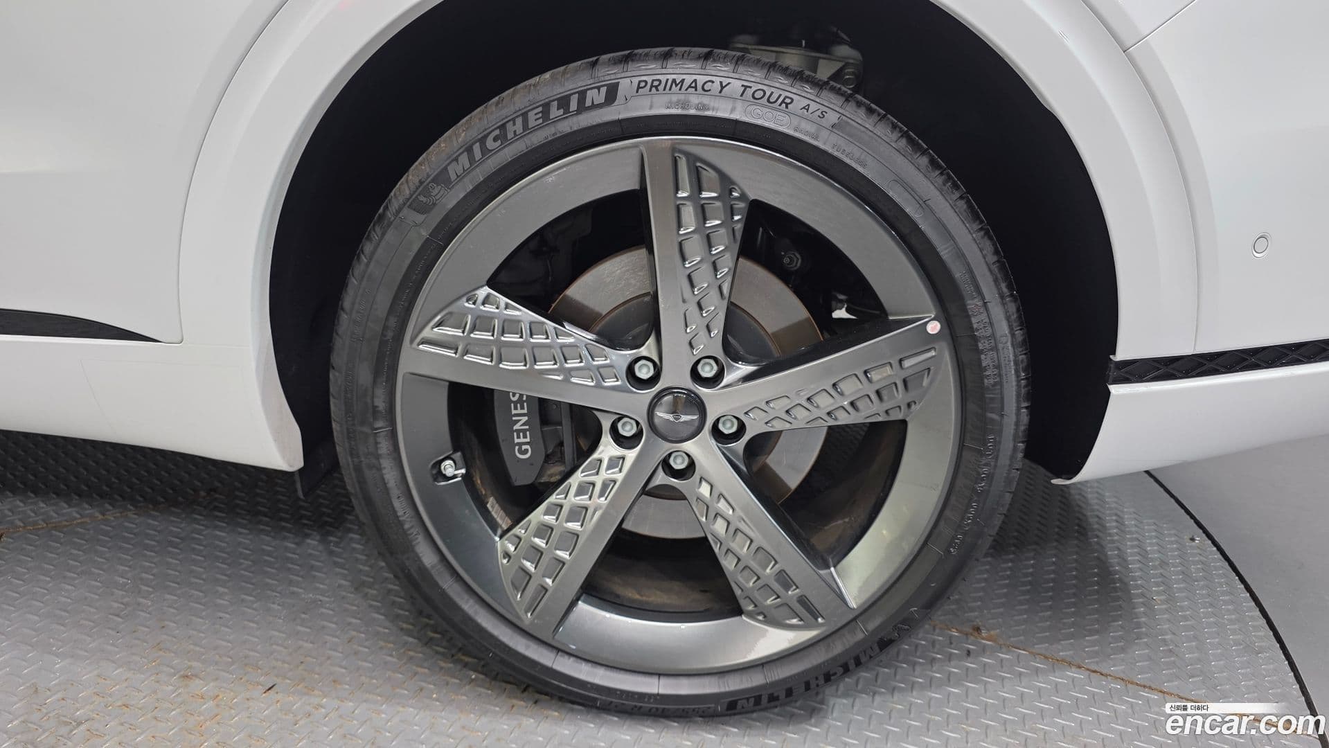 Main__Slider__Photo:GV70 Genesis 2023.9-4