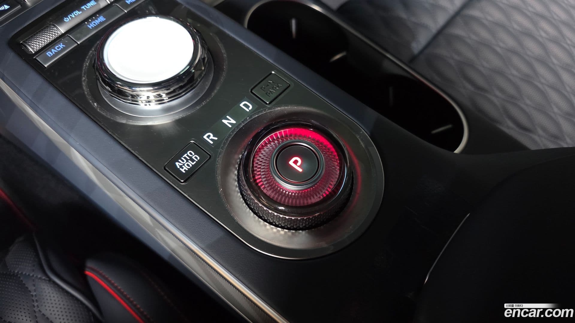 Main__Slider__Photo:GV70 Genesis 2023.9-8