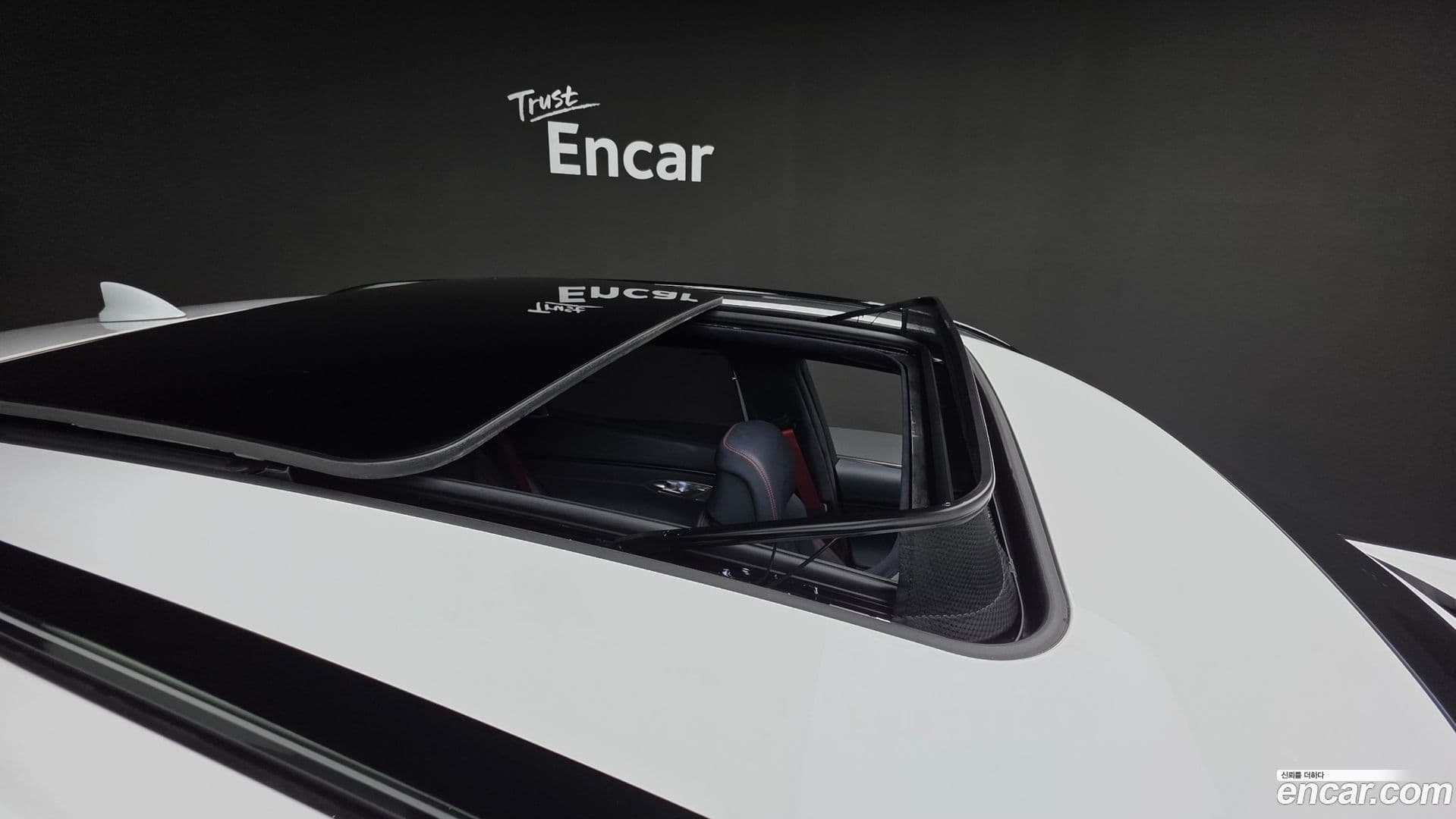 Main__Slider__Photo:GV70 Genesis 2023.9-11