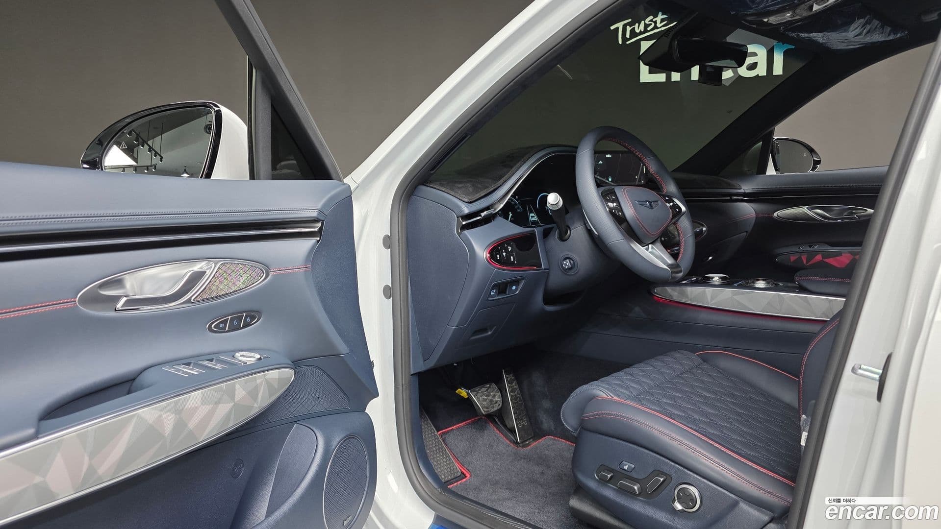 Main__Slider__Photo:GV70 Genesis 2023.9-12