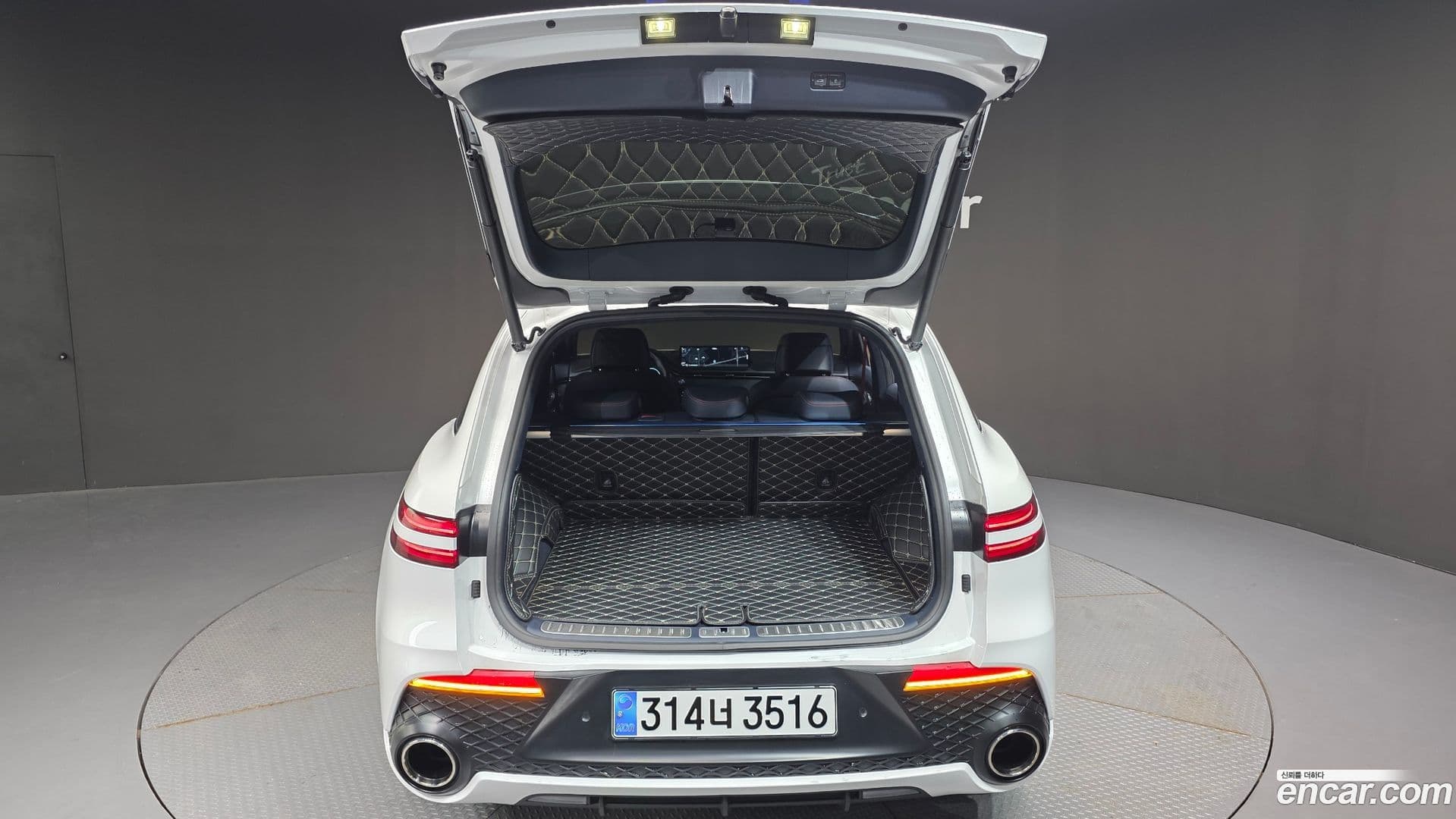 Main__Slider__Photo:GV70 Genesis 2023.9-19