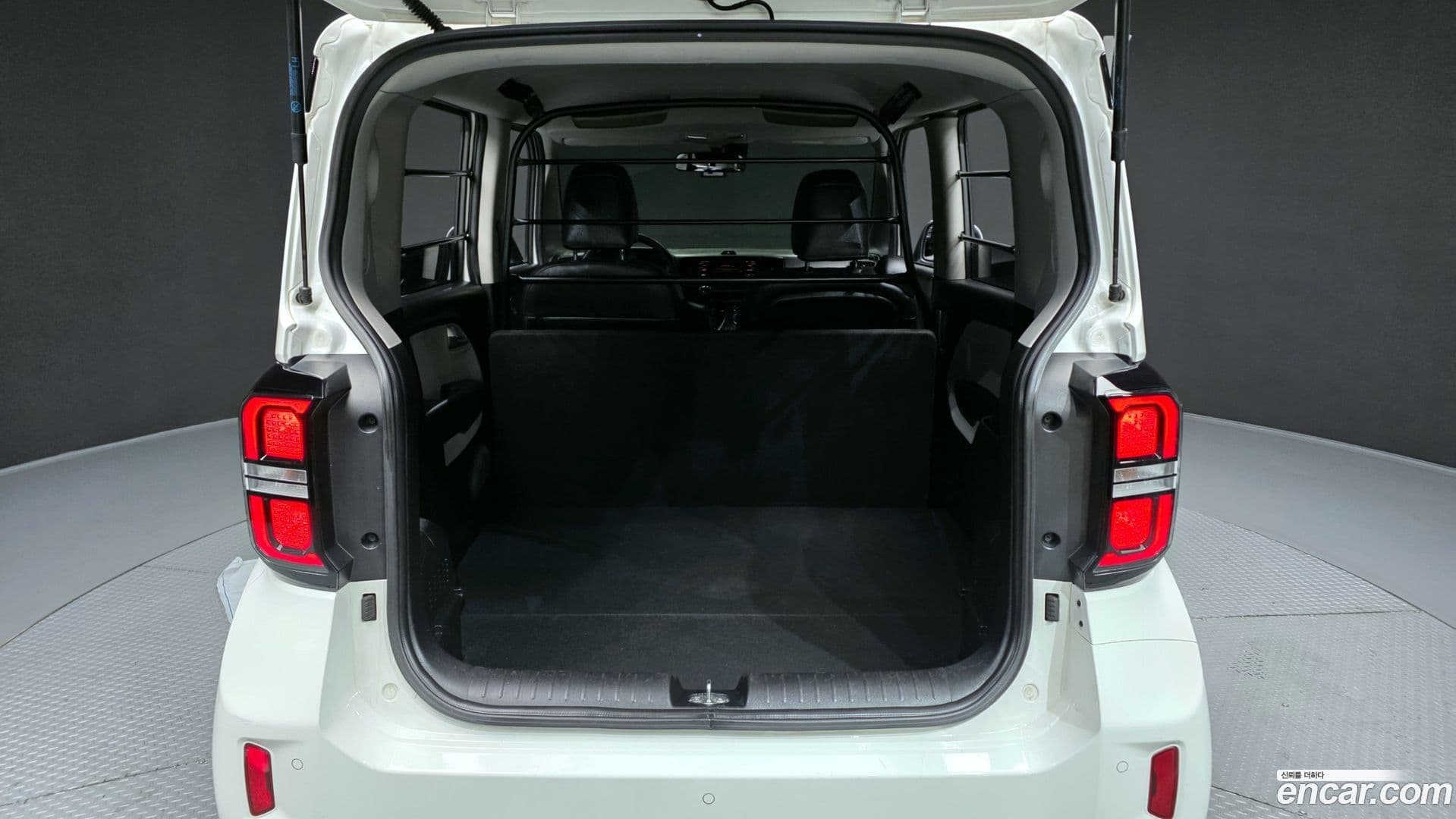 Main__Slider__Photo:RAY Kia 2022.10-19