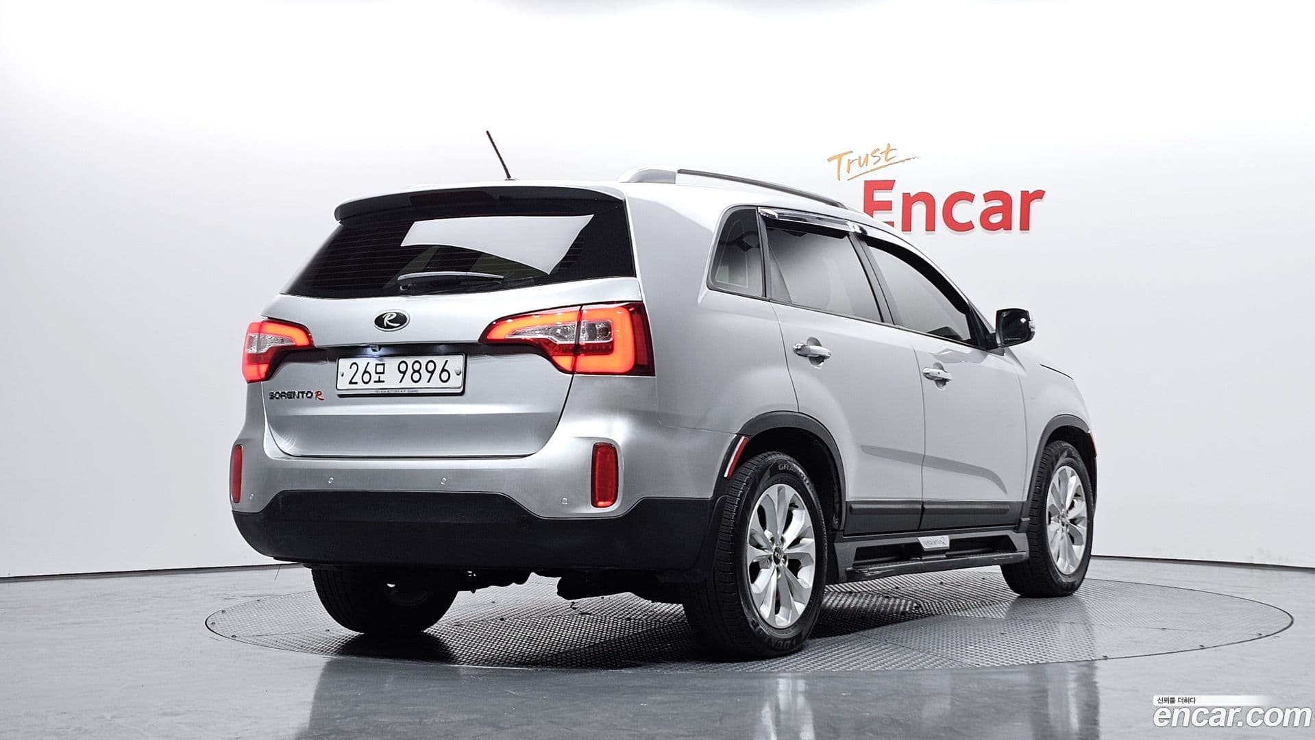 Main__Slider__Photo:Sorento Kia 2012.9-1