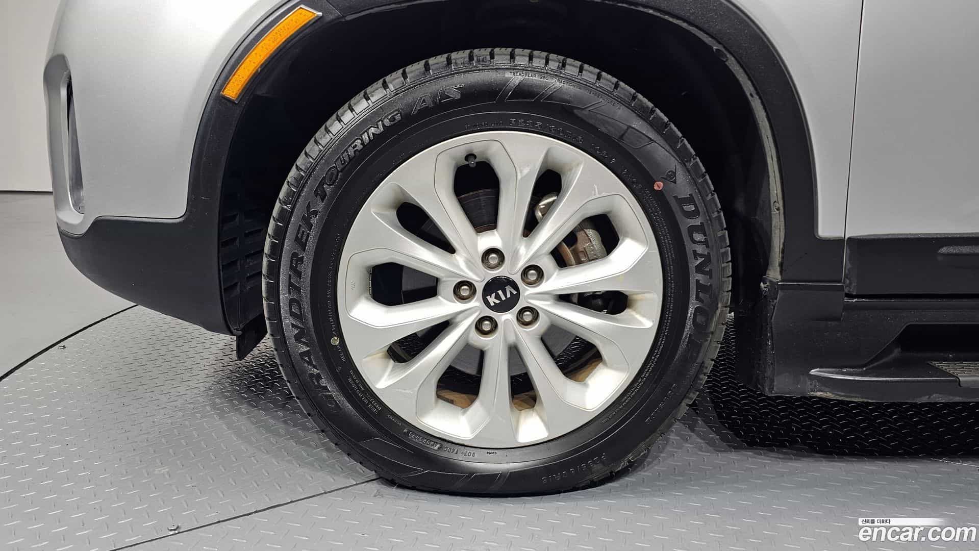 Sorento Kia 2012.9-OUTER-005