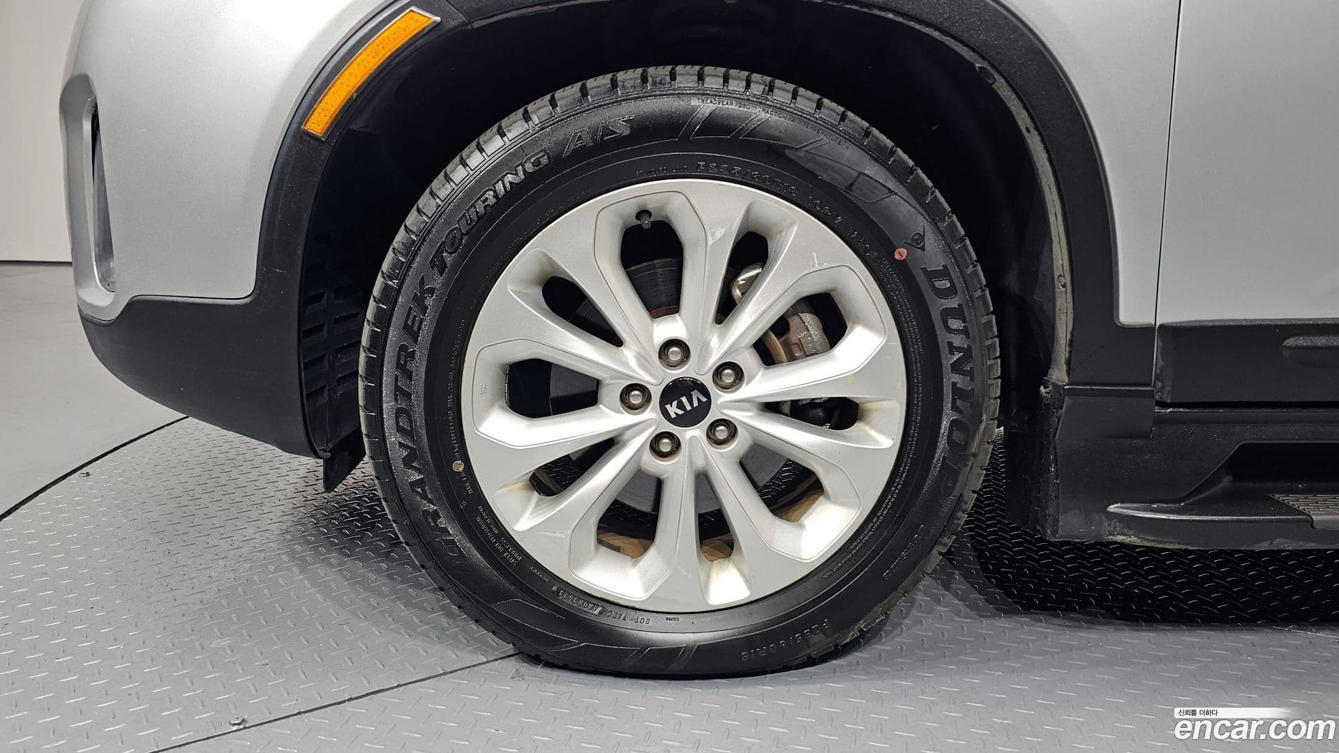 Main__Slider__Photo:Sorento Kia 2012.9-4