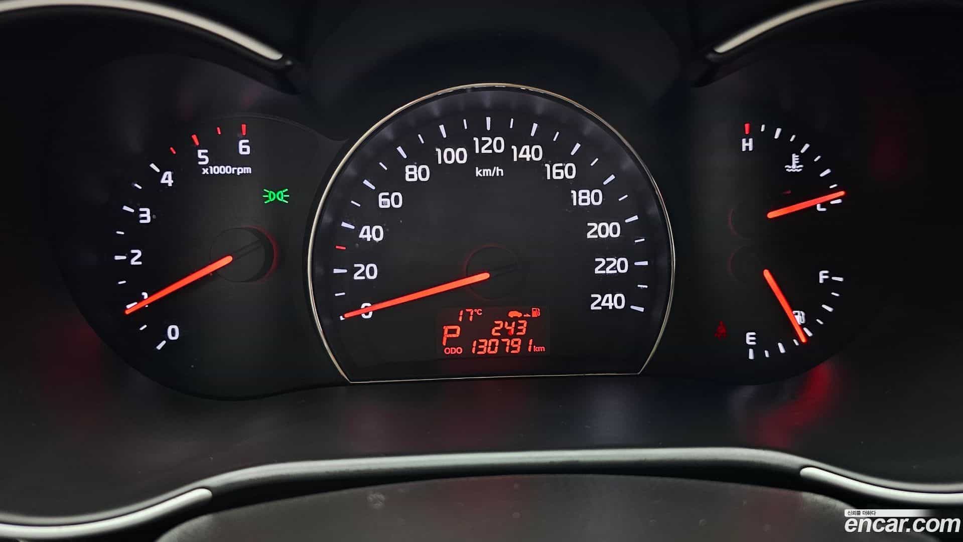 Sorento Kia 2012.9-INNER-008