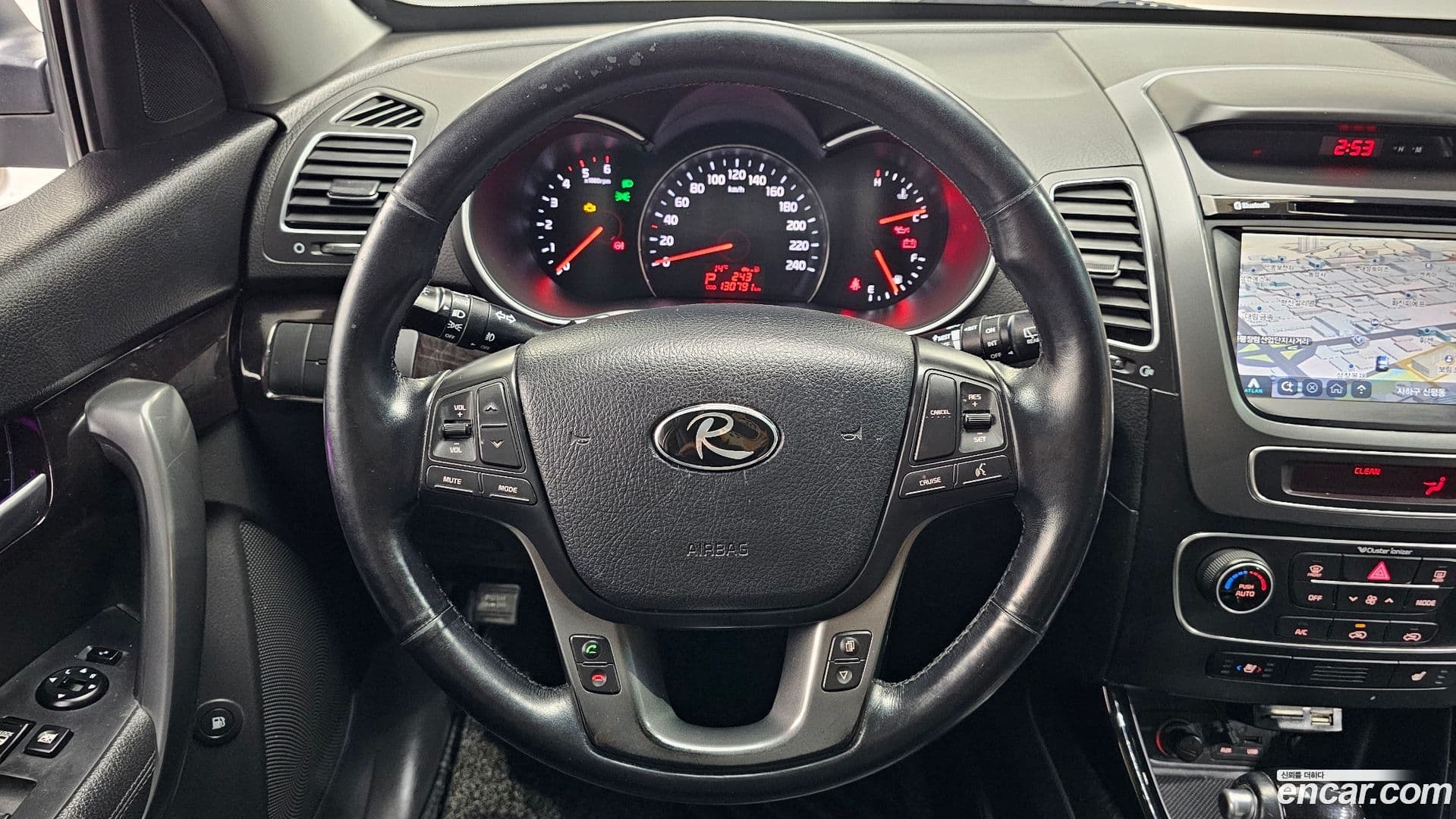 Main__Slider__Photo:Sorento Kia 2012.9-12