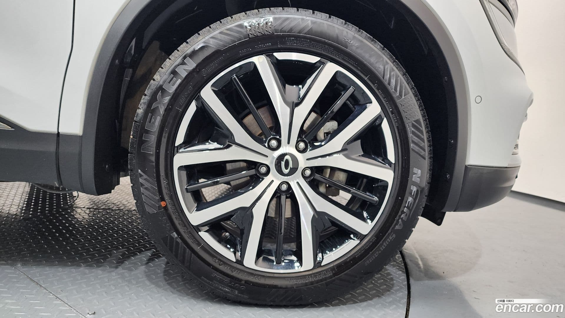 Main__Slider__Photo:QM6 Renault Korea 2020.11-4