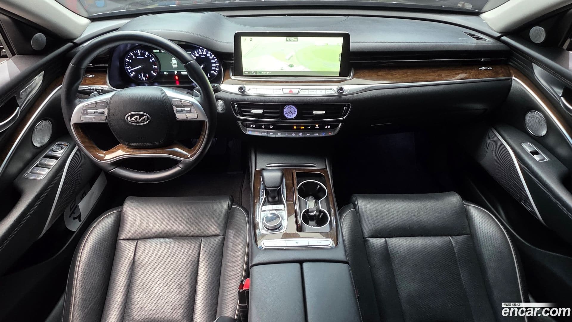 Main__Slider__Photo:K9 Kia 2020.4-6