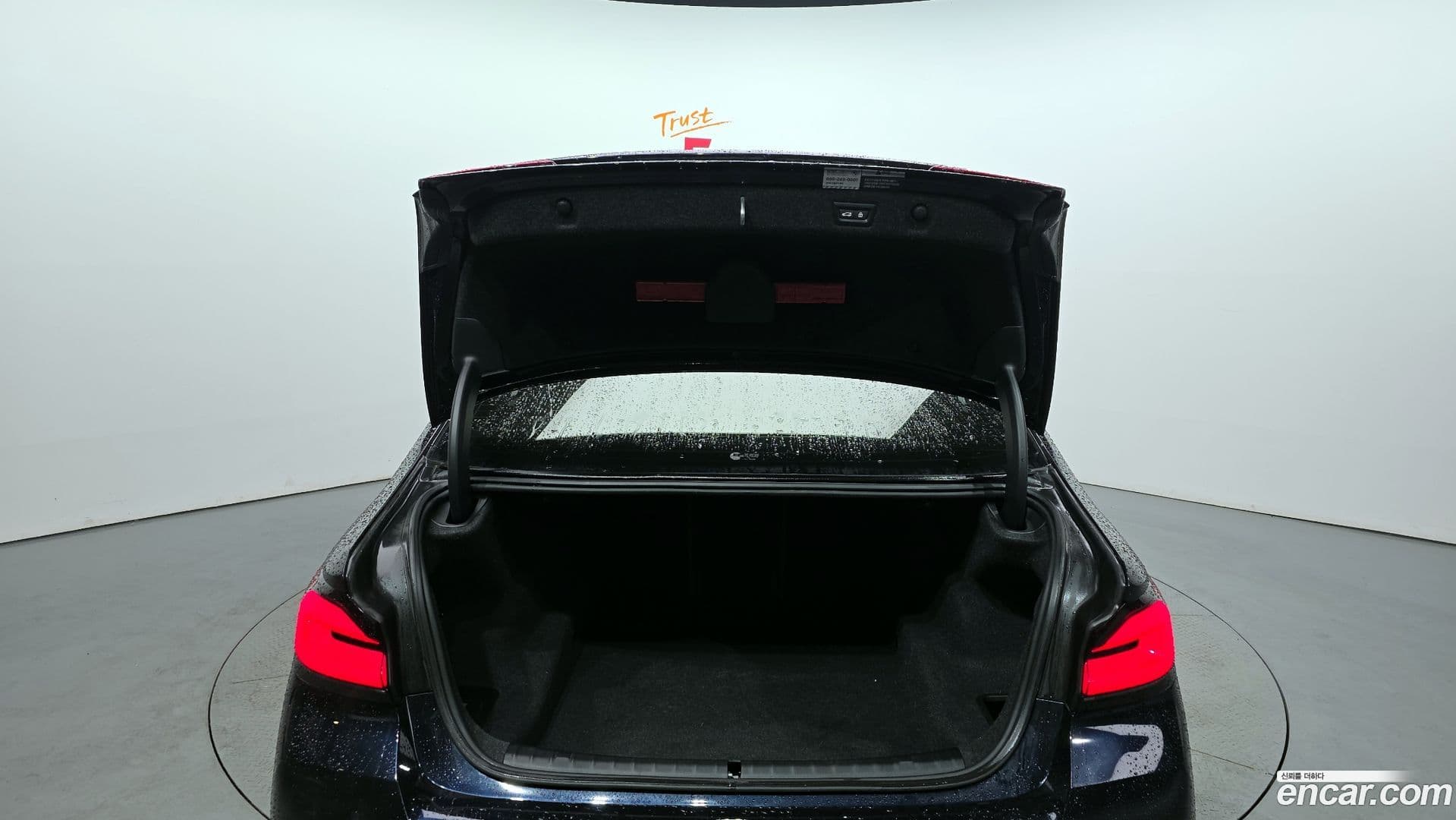 Main__Slider__Photo:5-Series BMW 2022.11-19