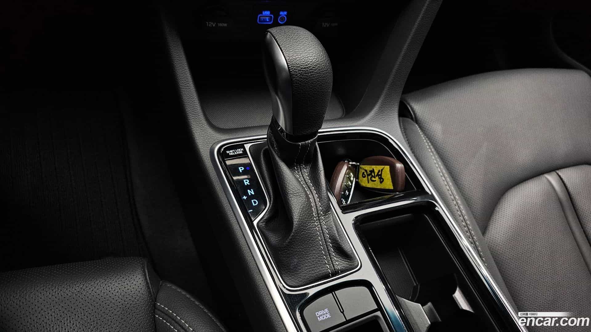 Sonata Hyundai 2017.2-INNER-009