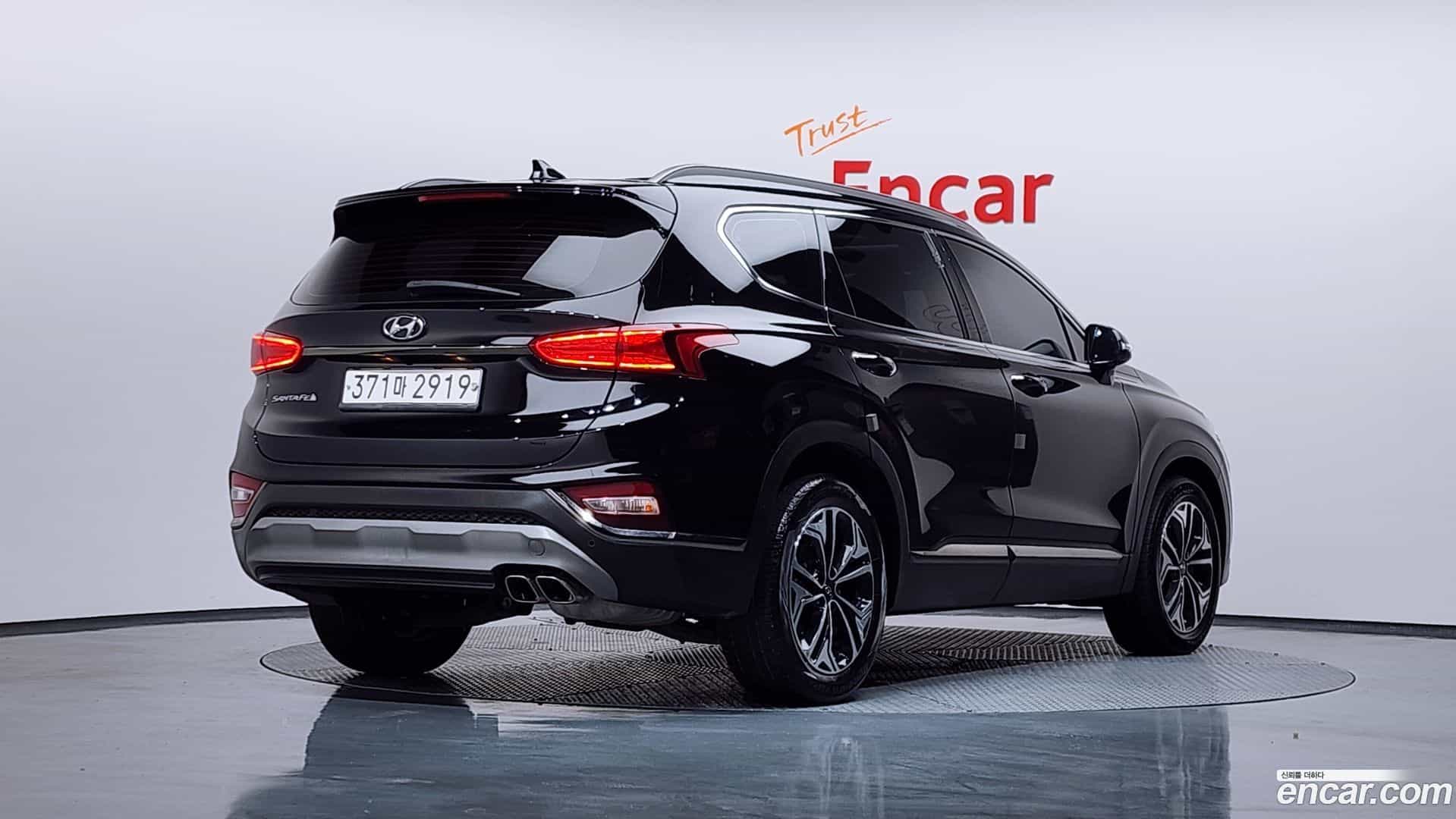 Santafe Hyundai 2019.11-OUTER-002