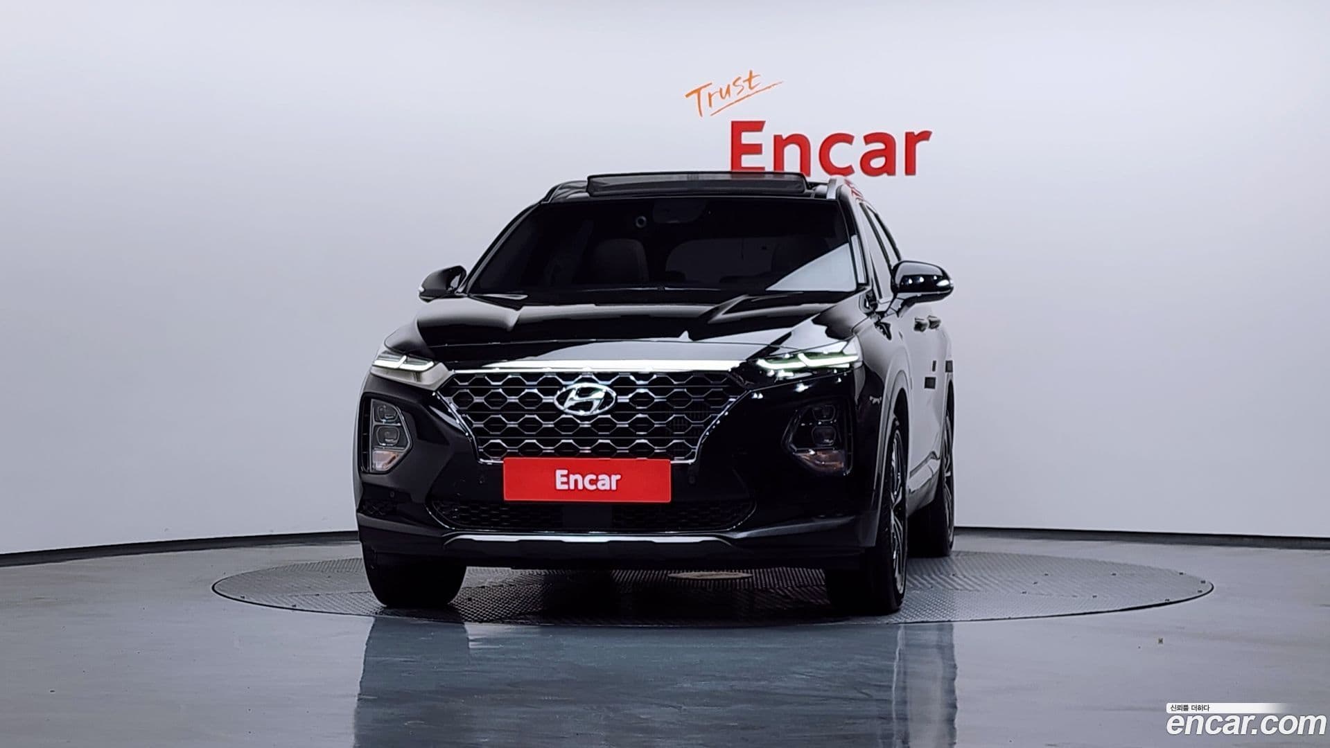 Main__Slider__Photo:Santafe Hyundai 2019.11-2