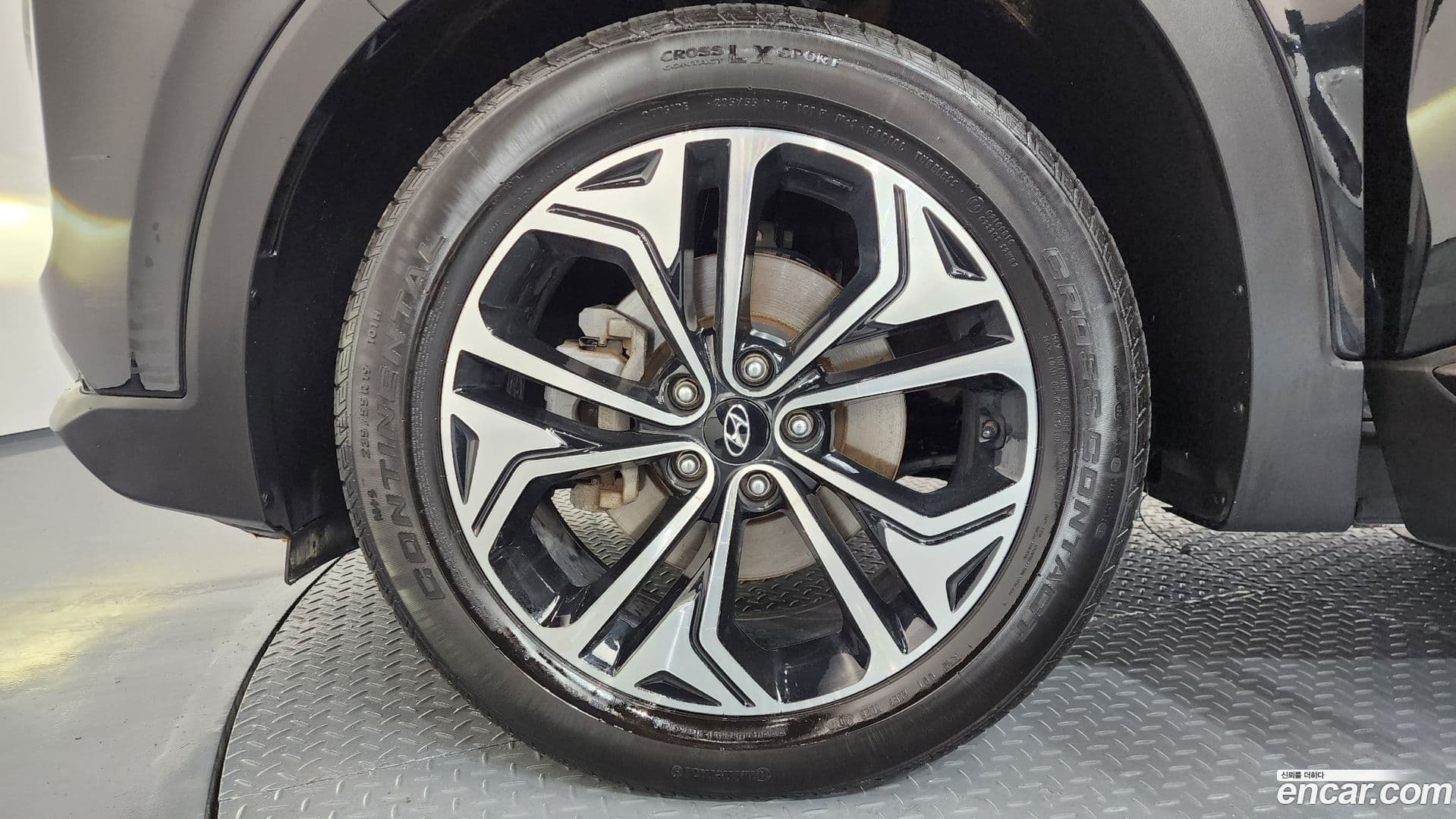 Main__Slider__Photo:Santafe Hyundai 2019.11-4