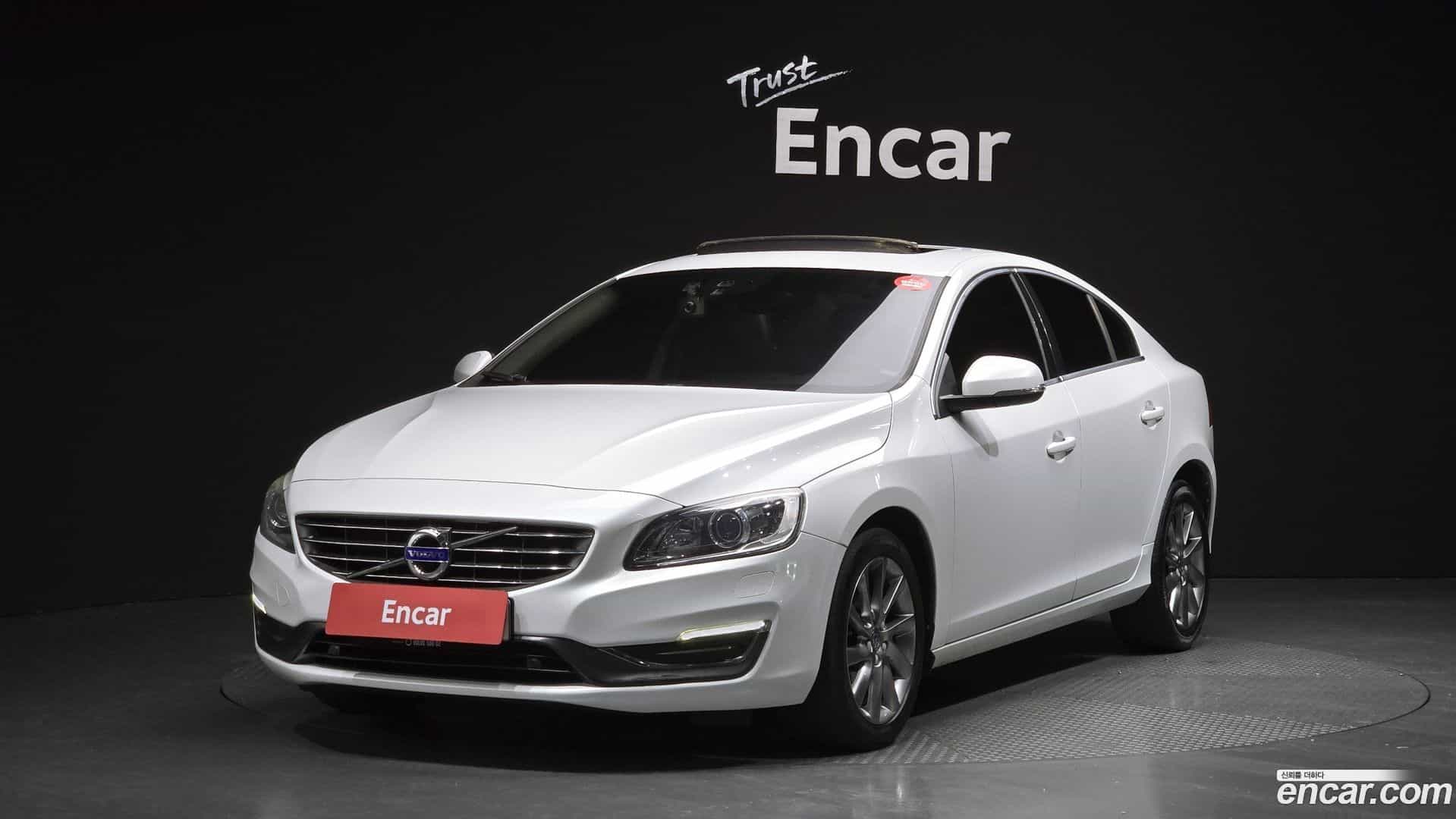 S60 Volvo 2015.3-OUTER-001