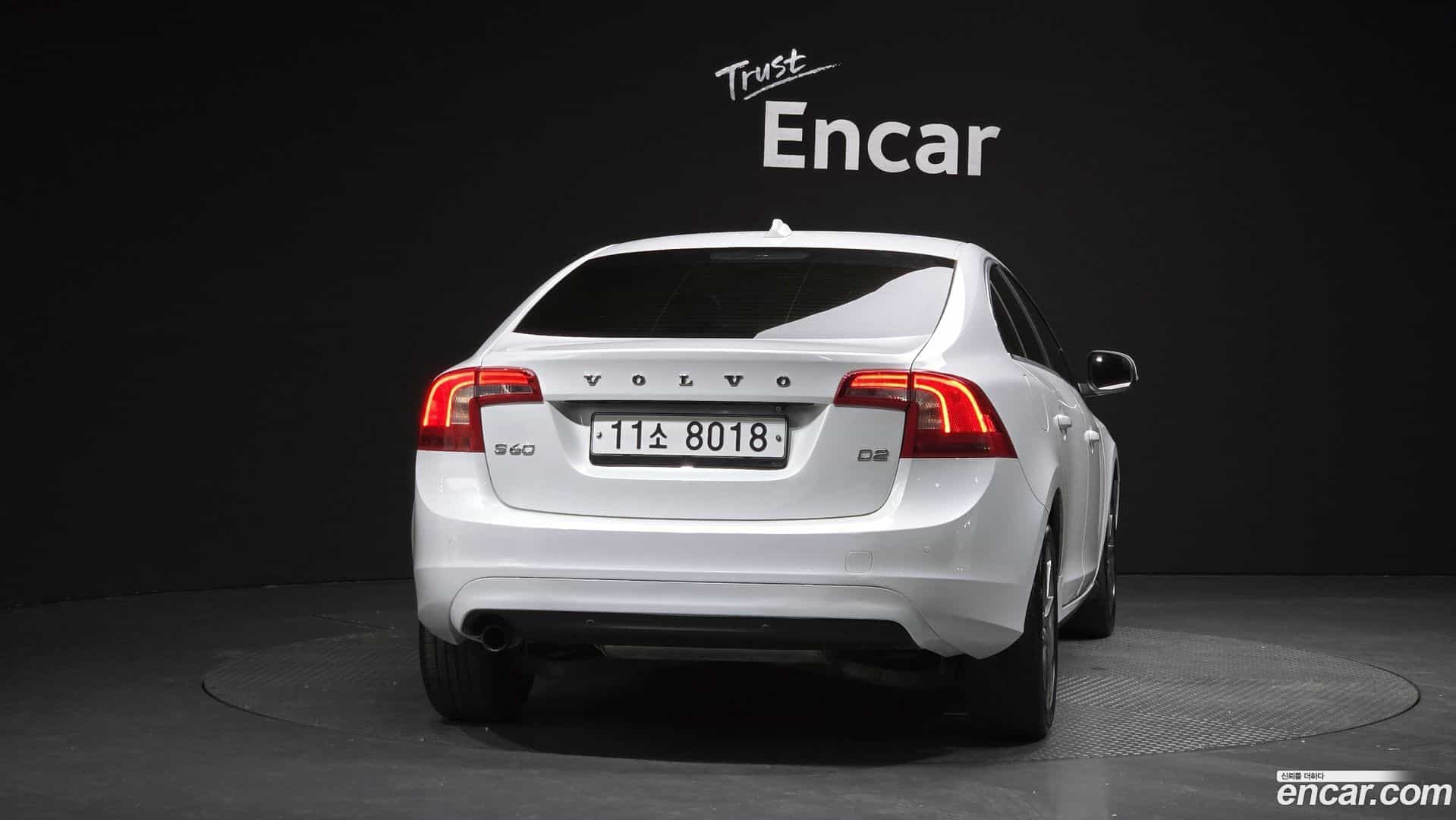 S60 Volvo 2015.3-OUTER-004