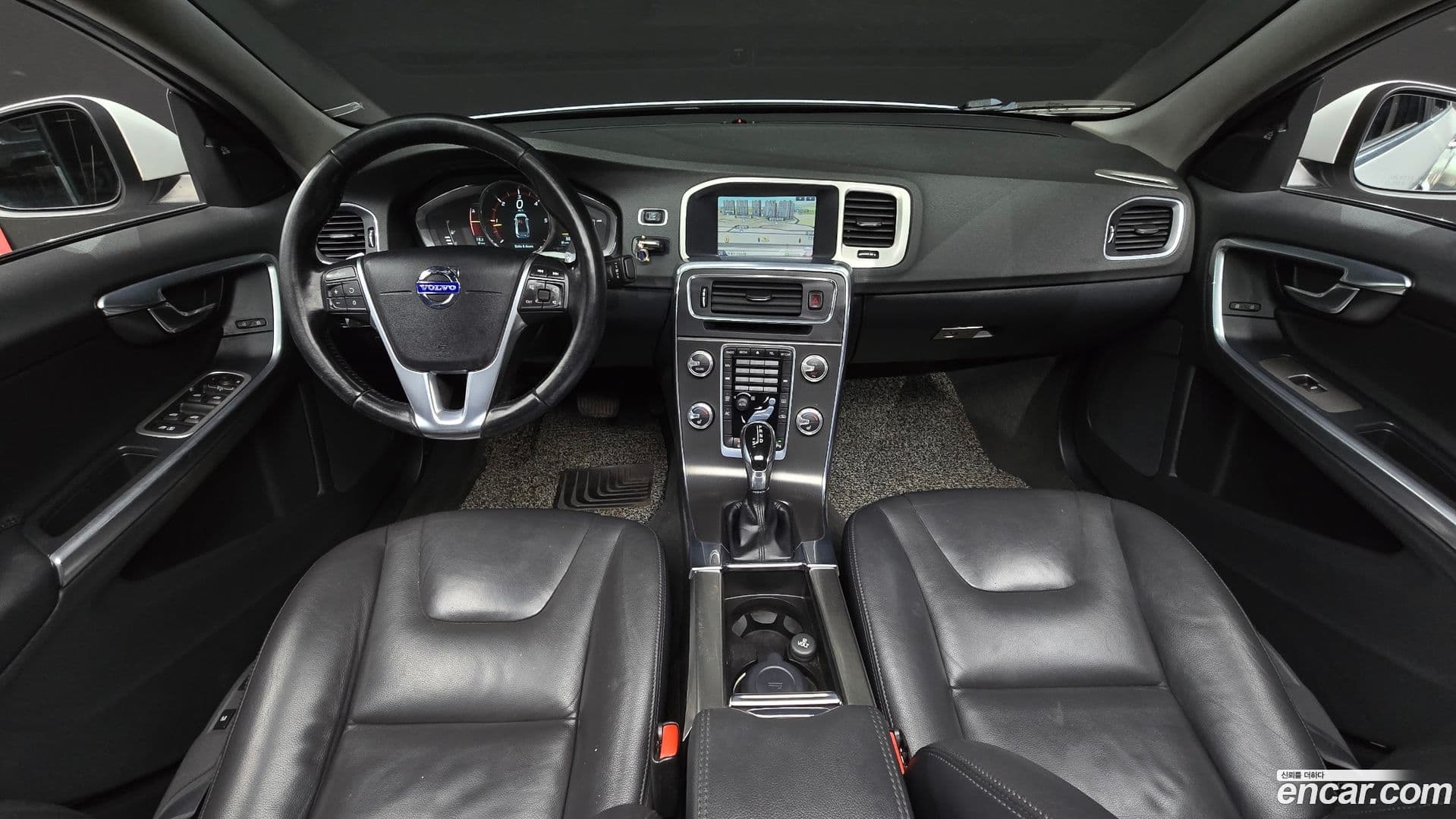 Main__Slider__Photo:S60 Volvo 2015.3-6