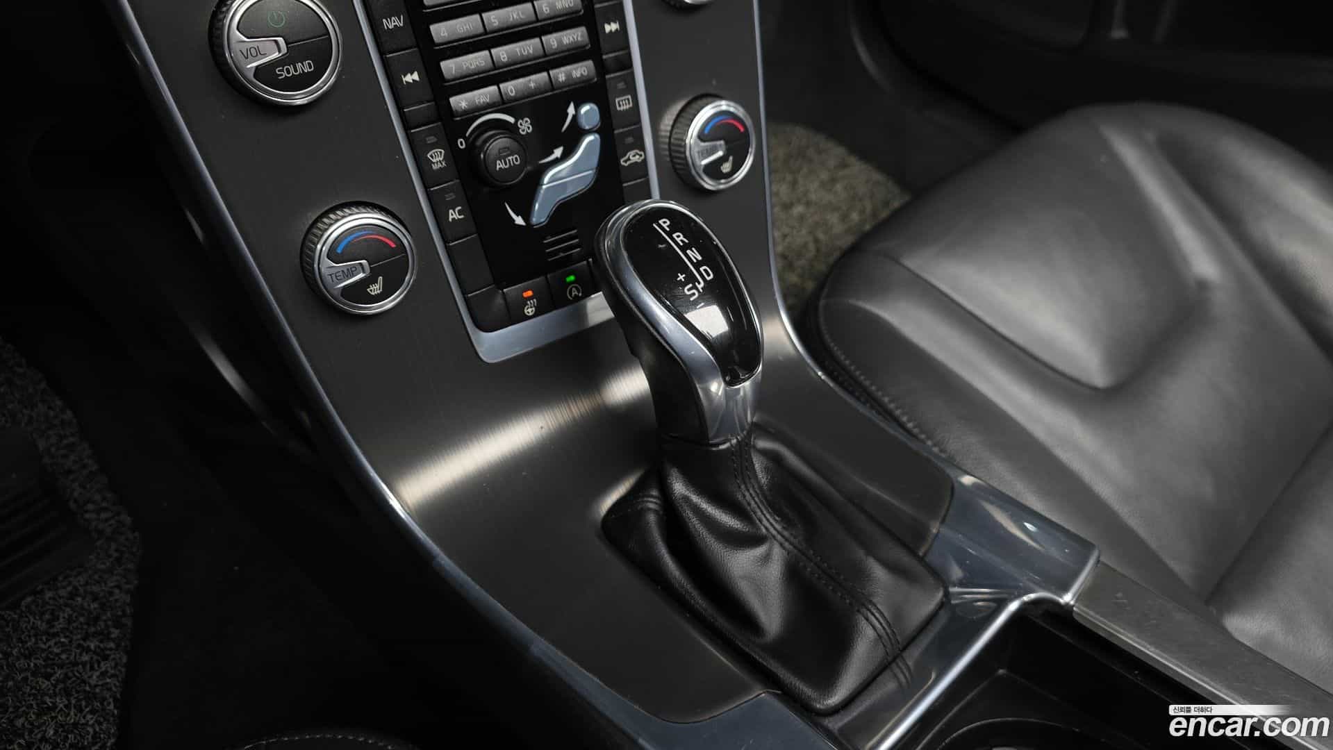 S60 Volvo 2015.3-INNER-009