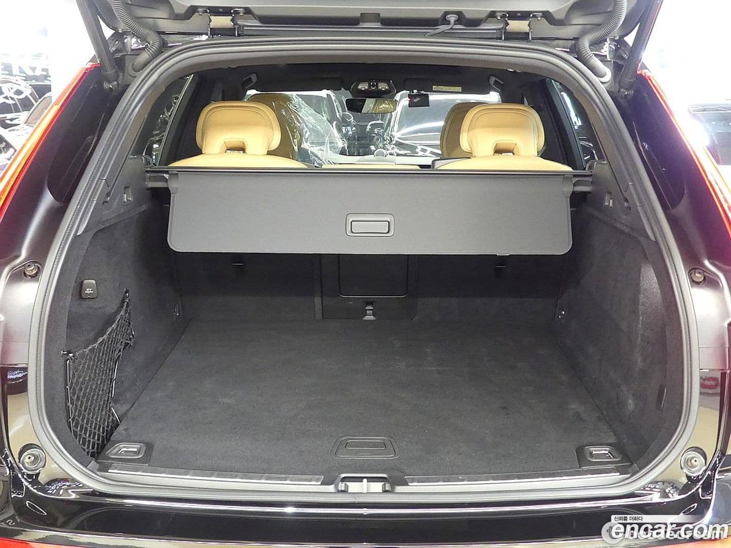 Main__Slider__Photo:XC60 Volvo 2022.9-3