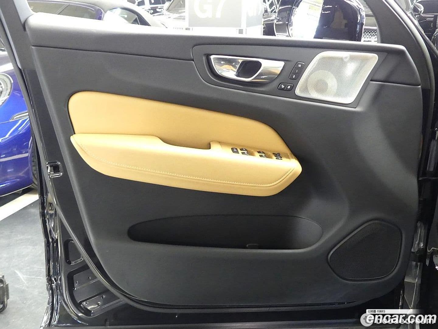 Main__Slider__Photo:XC60 Volvo 2022.9-10