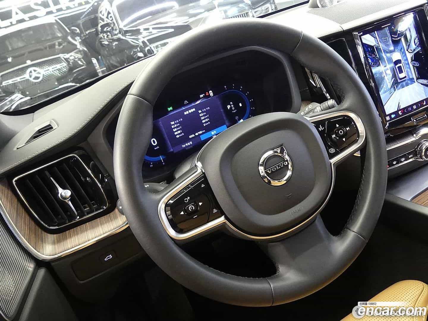 XC60 Volvo 2022.9-OPTION-017