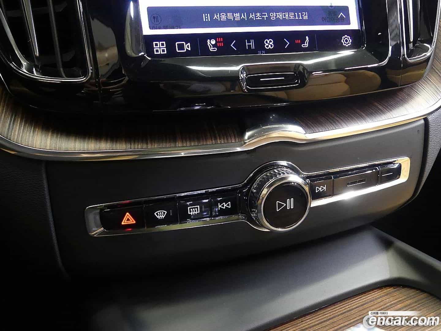 XC60 Volvo 2022.9-OPTION-020