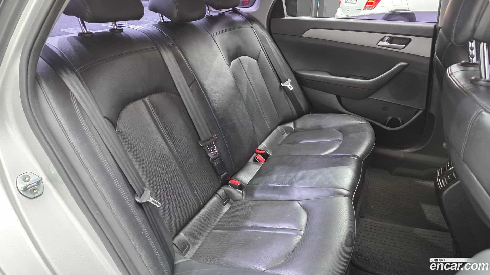 Sonata Hyundai 2015.8-OPTION-016