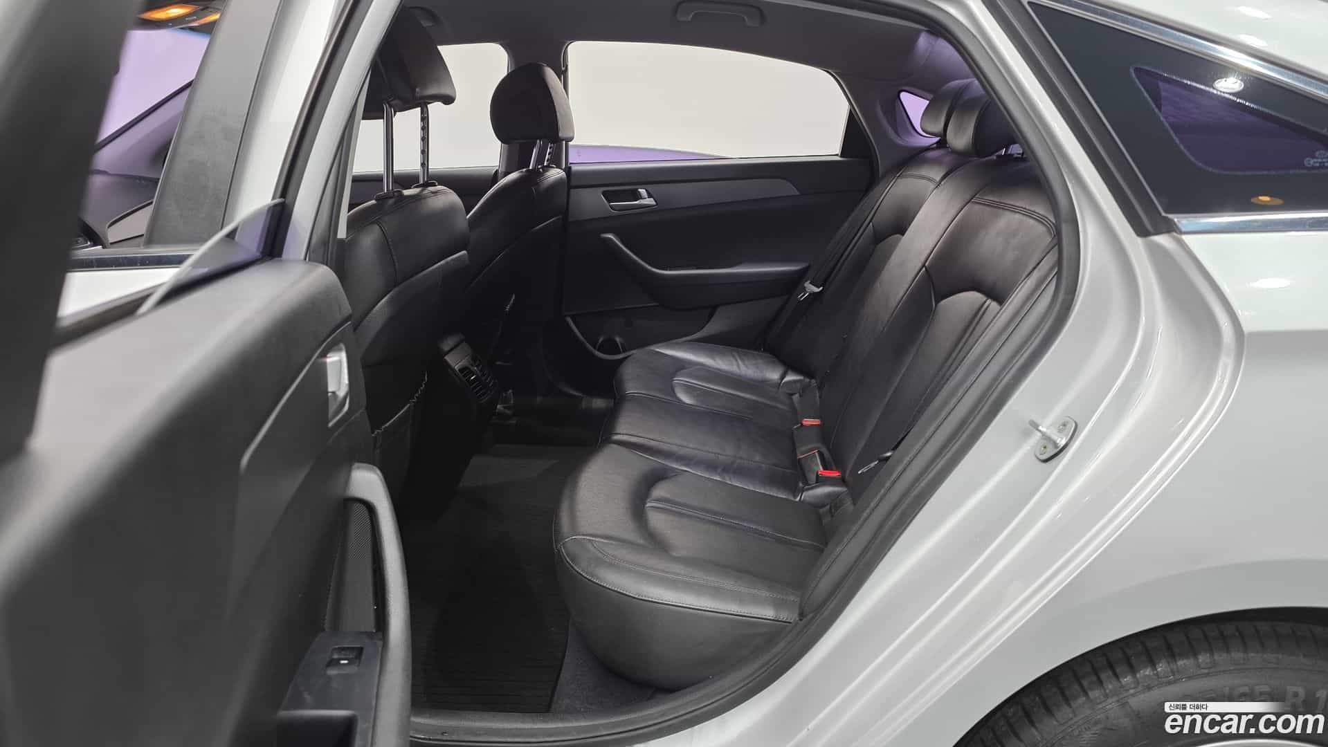 Sonata Hyundai 2015.8-OPTION-017