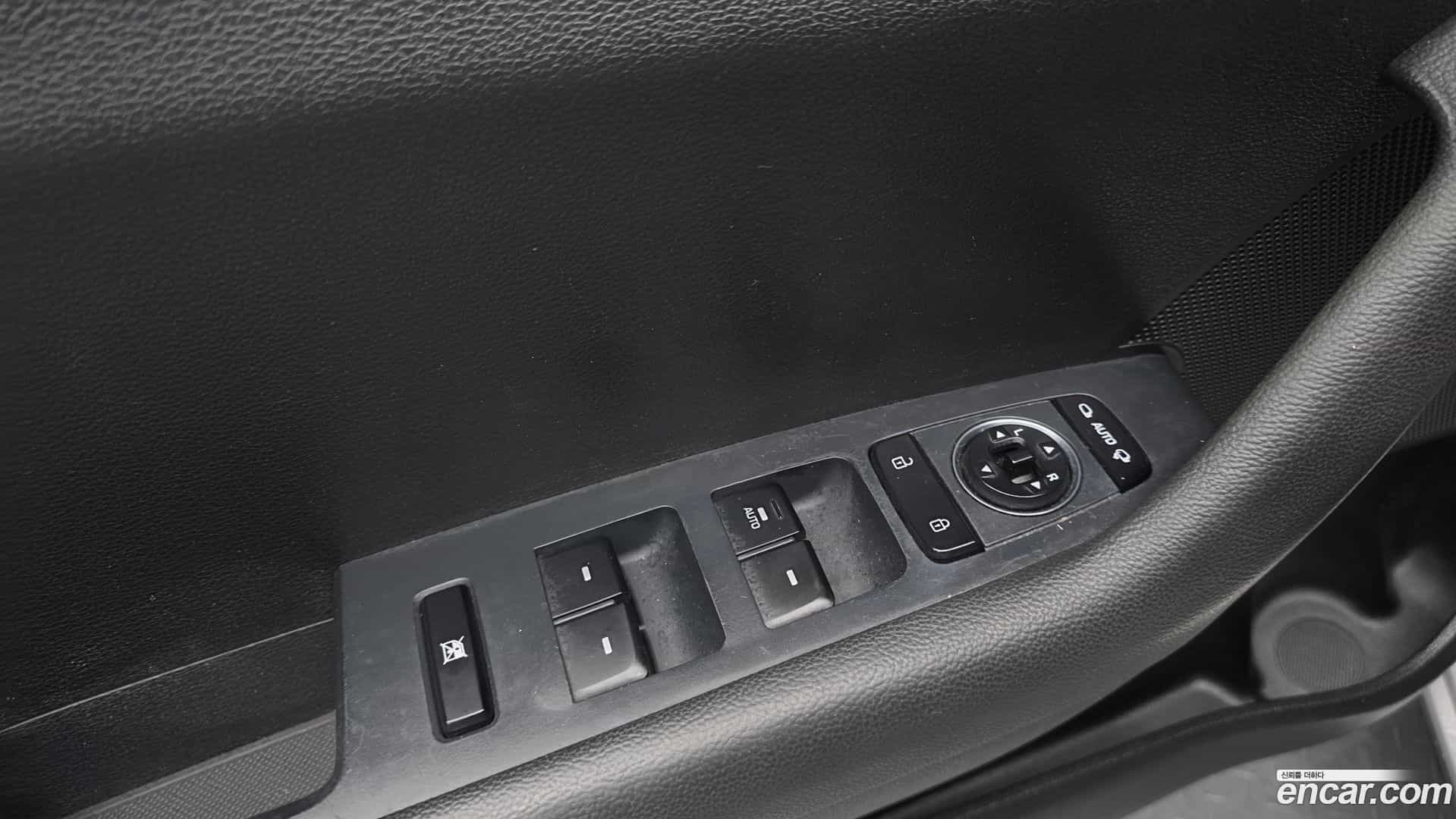 Sonata Hyundai 2015.8-OPTION-021