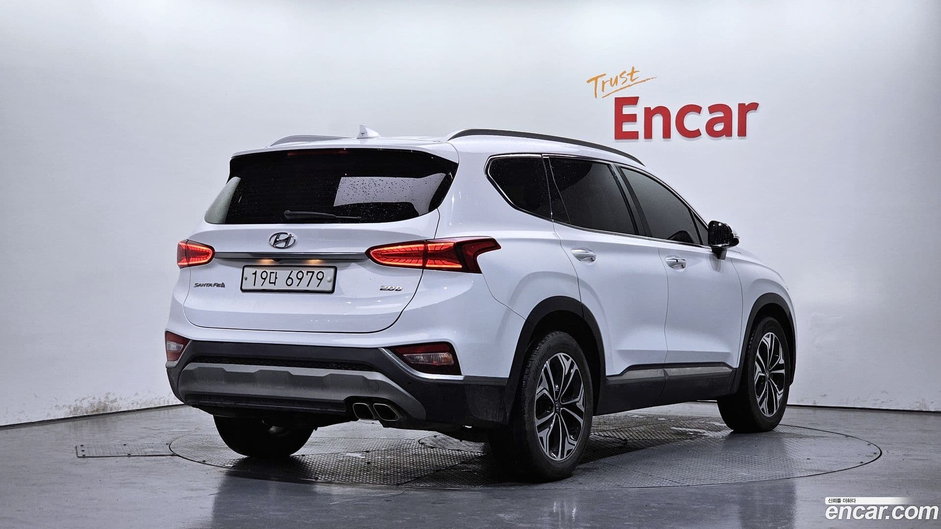 Main__Slider__Photo:Santafe Hyundai 2018.7-1