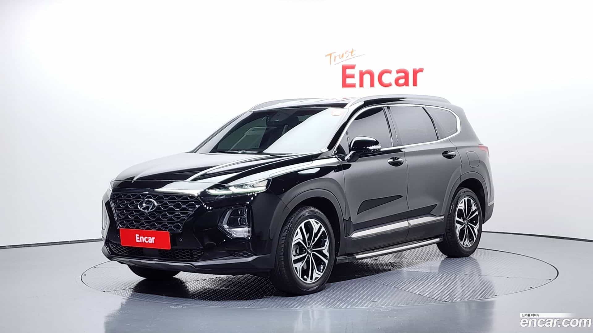 Santafe Hyundai 2018.2-OUTER-001