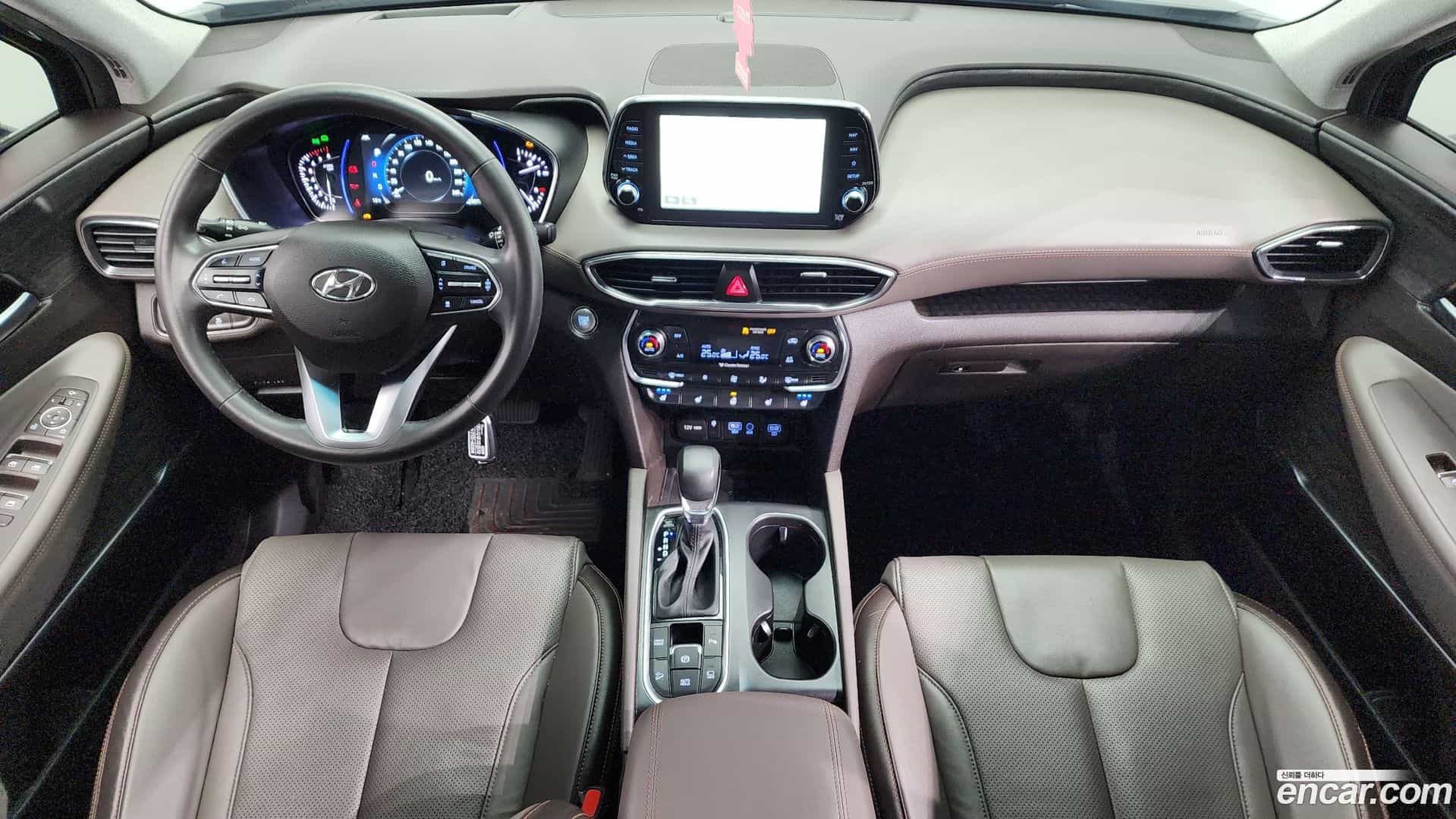 Santafe Hyundai 2018.2-INNER-007