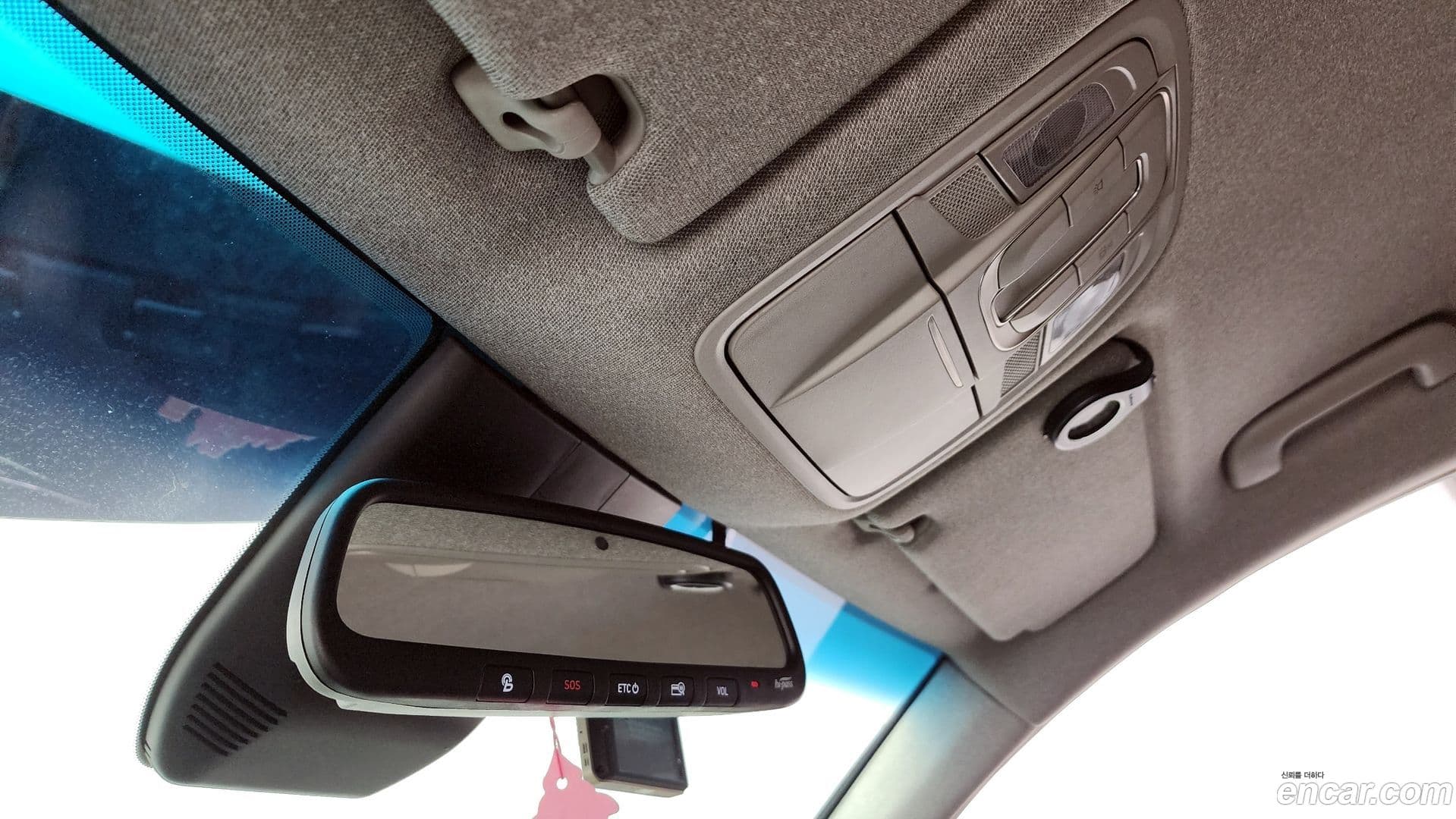 Main__Slider__Photo:Santafe Hyundai 2018.2-18