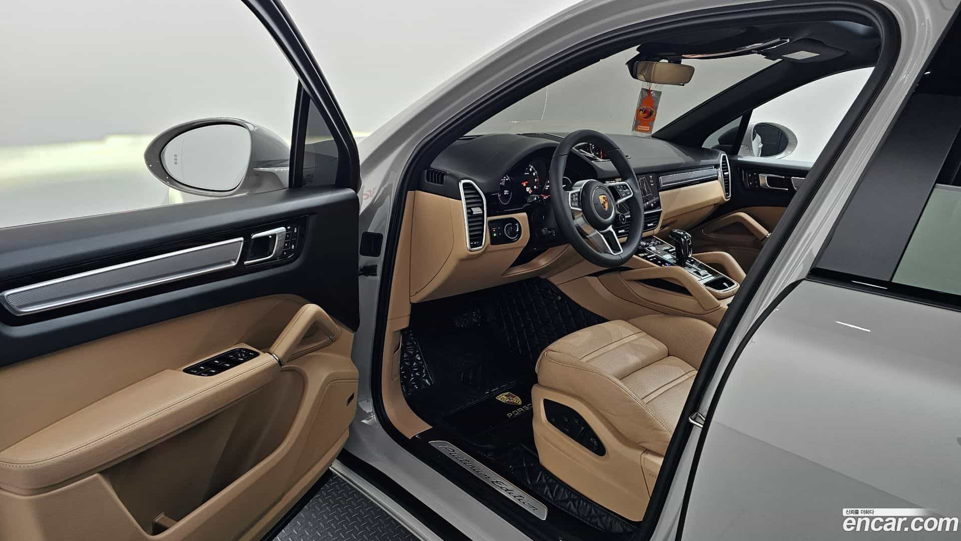 Cayenne Porsche 2023.4-INNER-010