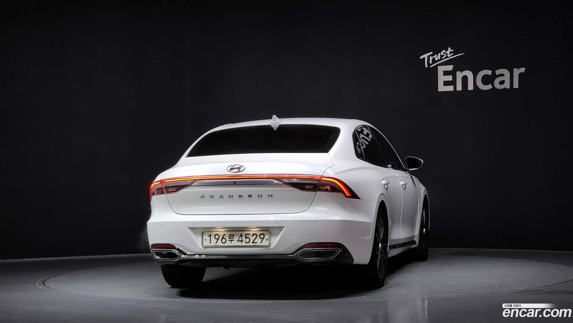 Grandeur Hyundai 2020.10-OUTER-004