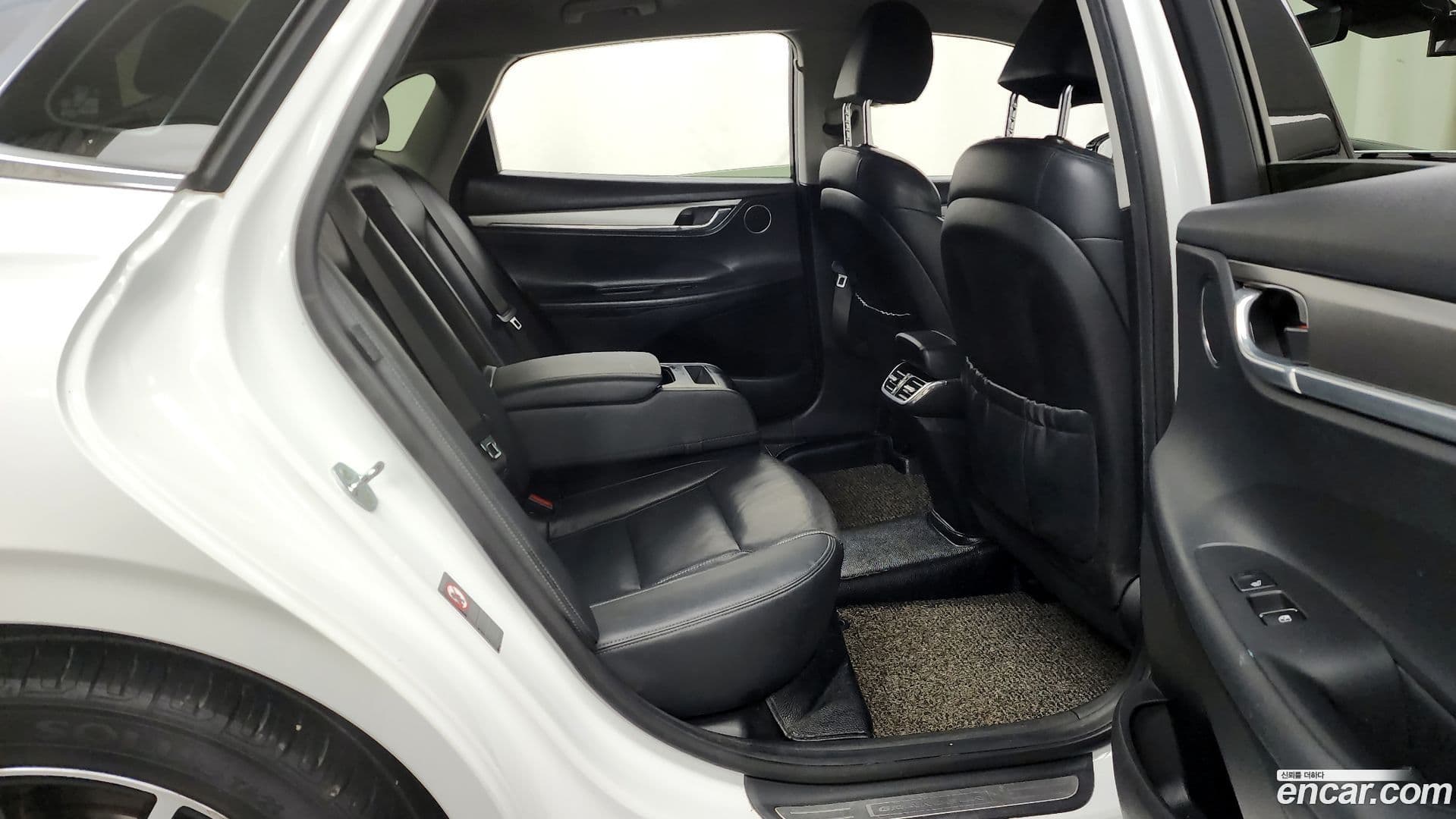 Main__Slider__Photo:Grandeur Hyundai 2020.10-11