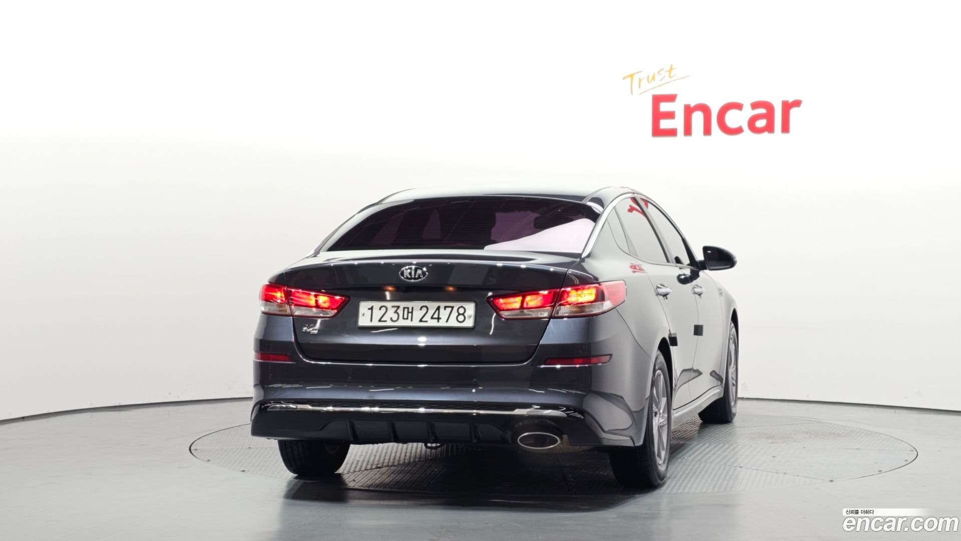 Main__Slider__Photo:K5 Kia 2018.2-3