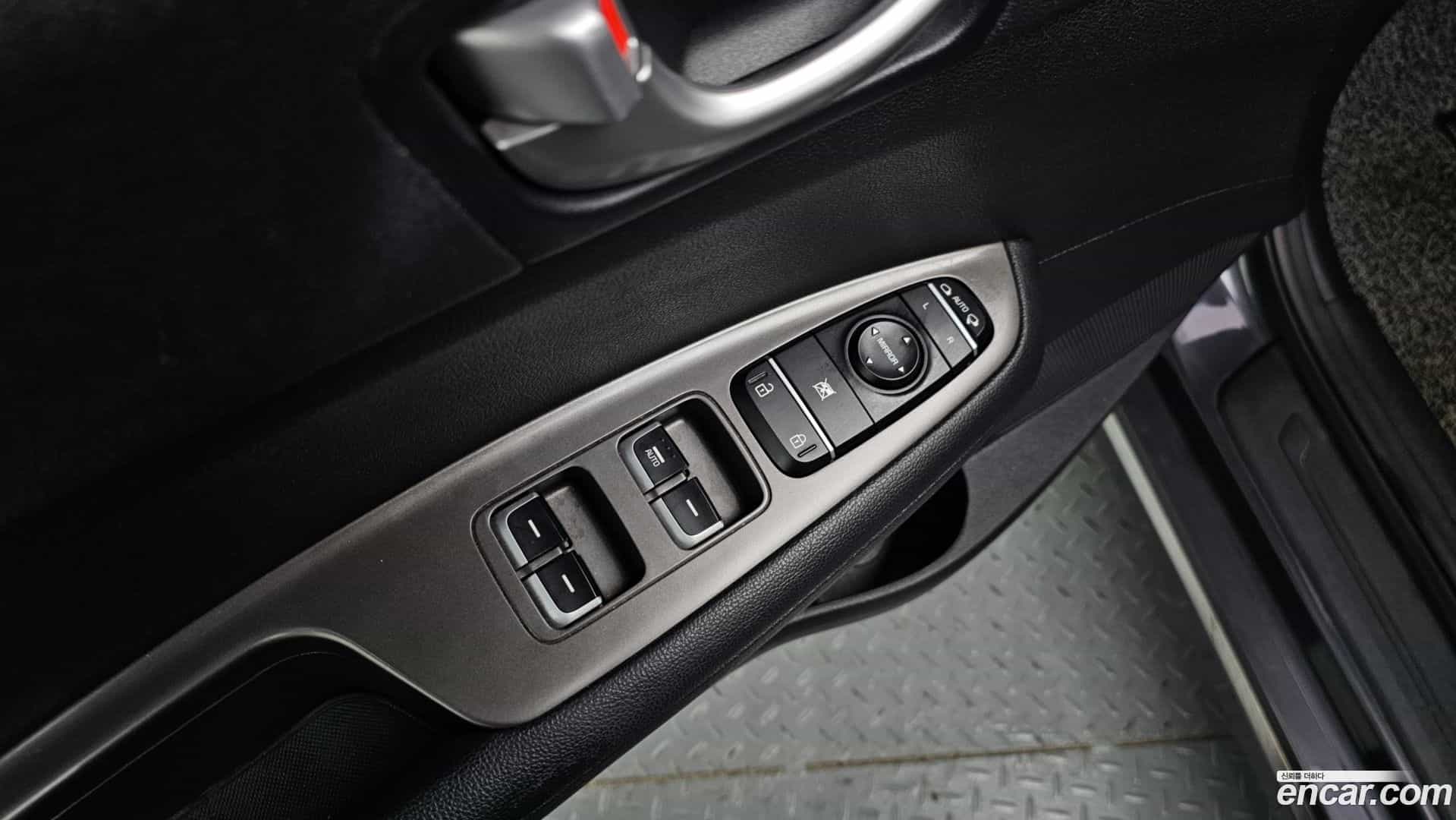 K5 Kia 2018.2-OPTION-023