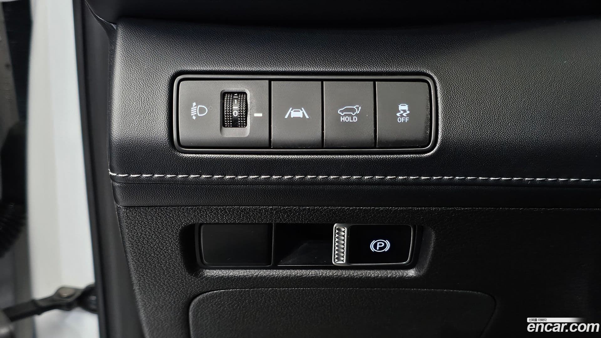 Main__Slider__Photo:Santafe Hyundai 2020.11-13