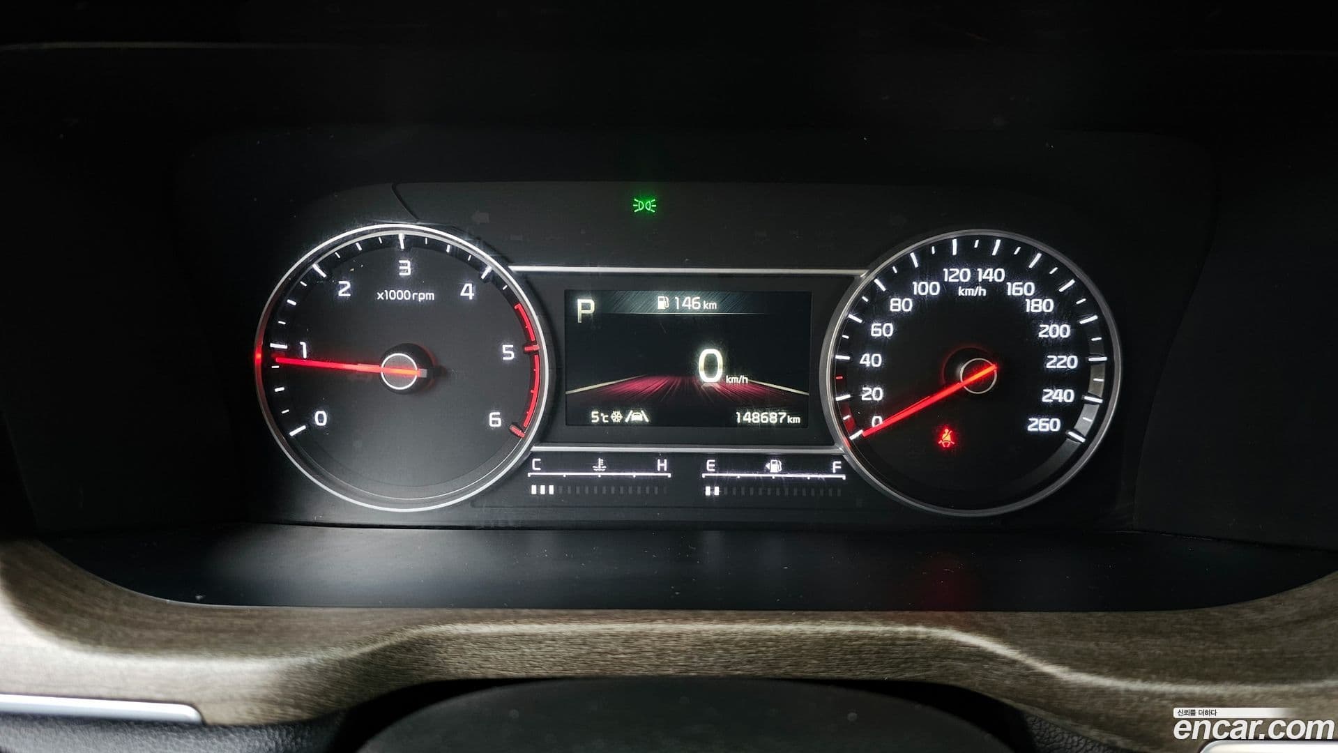 Main__Slider__Photo:Sorento Kia 2020.3-7