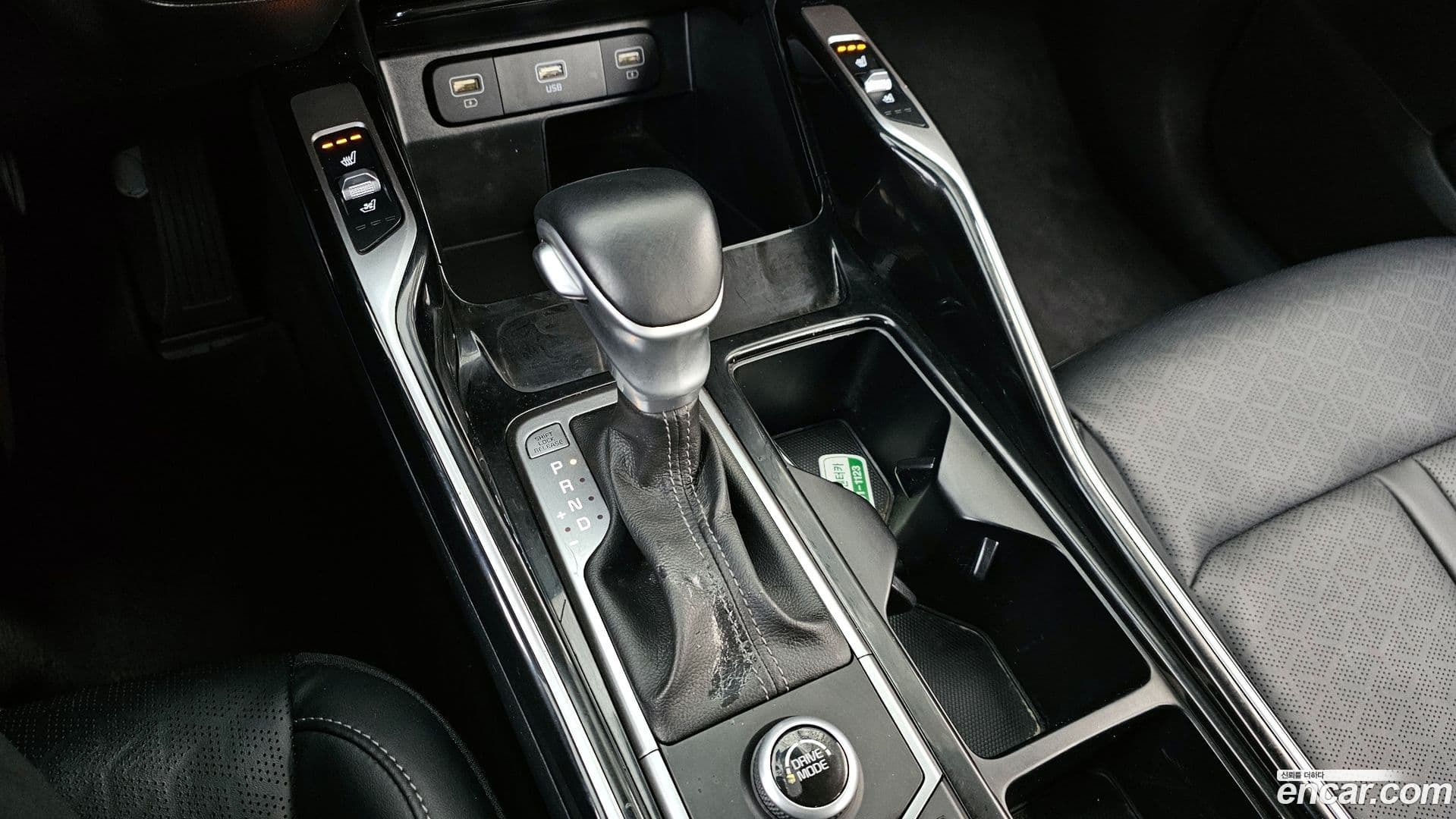 Main__Slider__Photo:Sorento Kia 2020.3-8