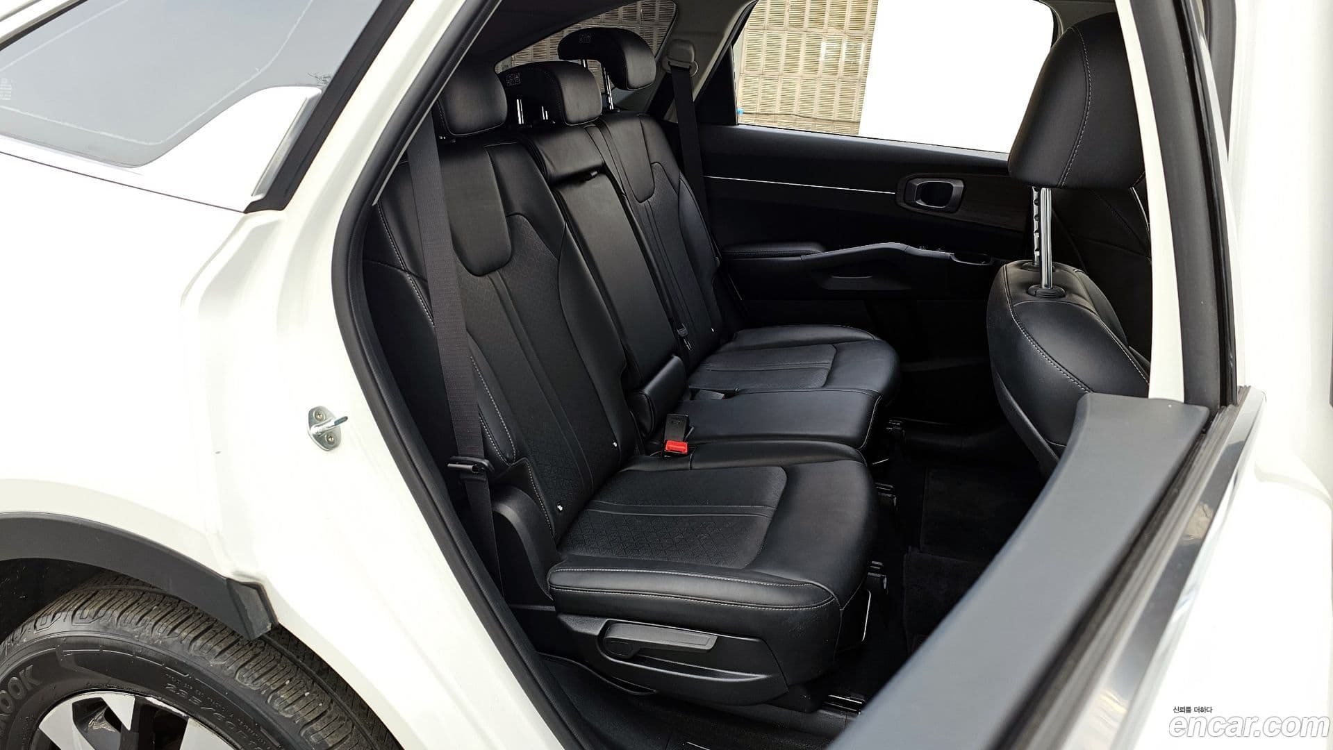 Main__Slider__Photo:Sorento Kia 2020.3-11