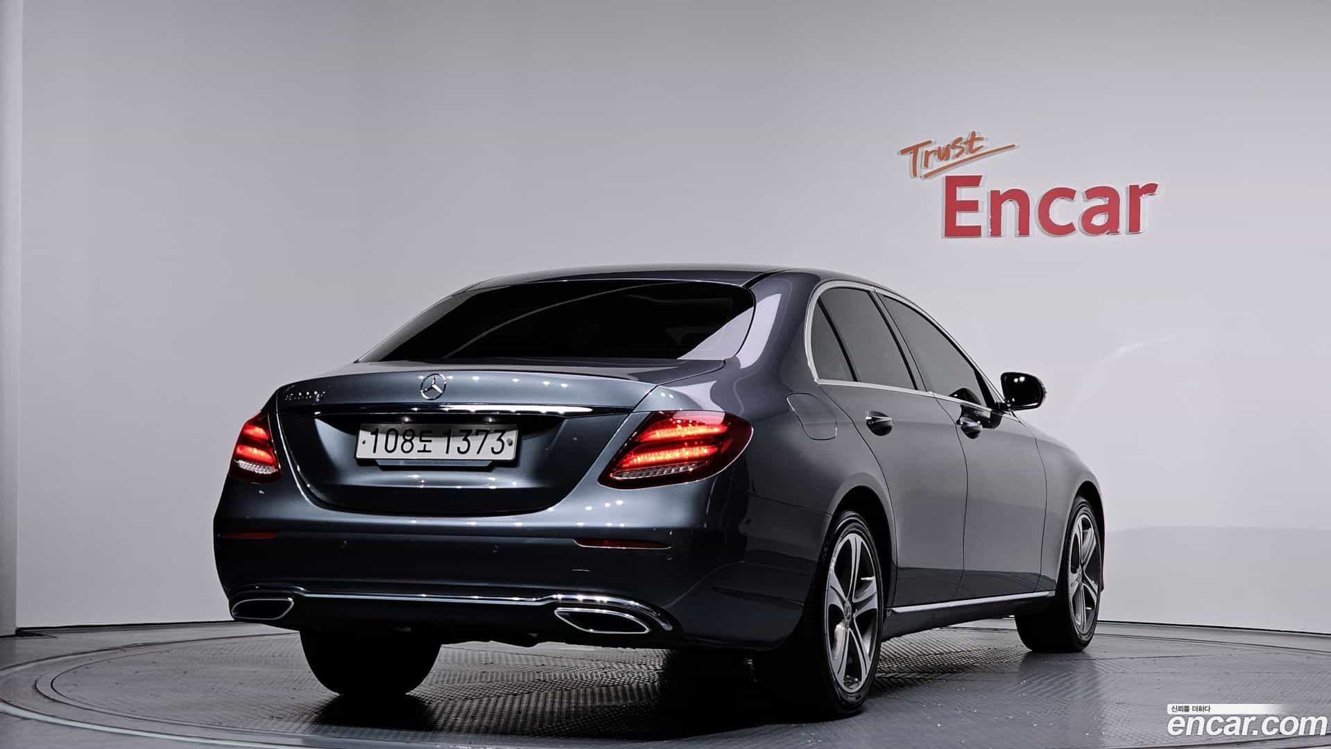 E-Class Mercedes-Benz 2018.11-OUTER-002